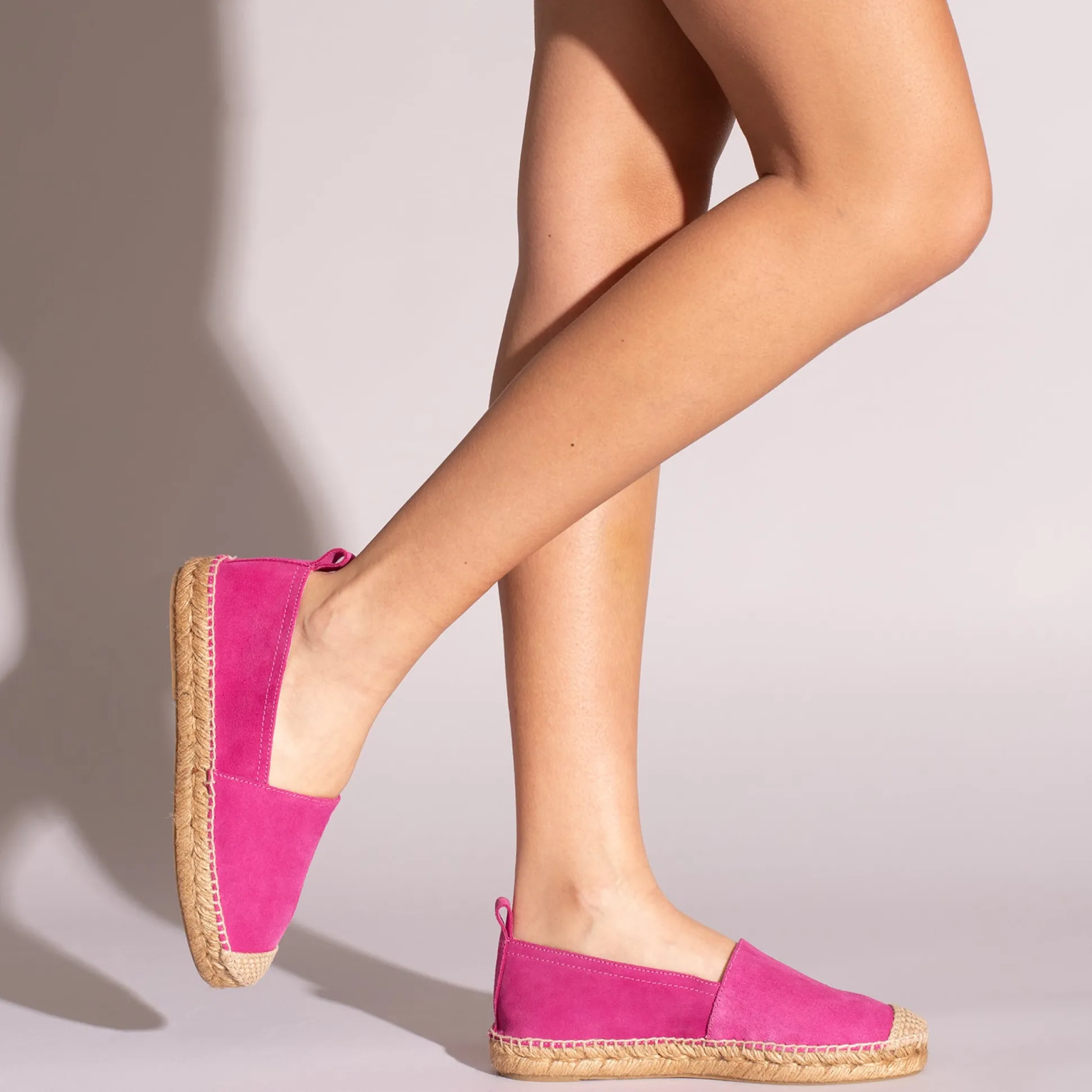alpargata_zapatilla_de_es_6.webp Esparto Y Alpargatas<miMaO Alpargata Zapatilla De Esparto Buganvilla Para Mujer
