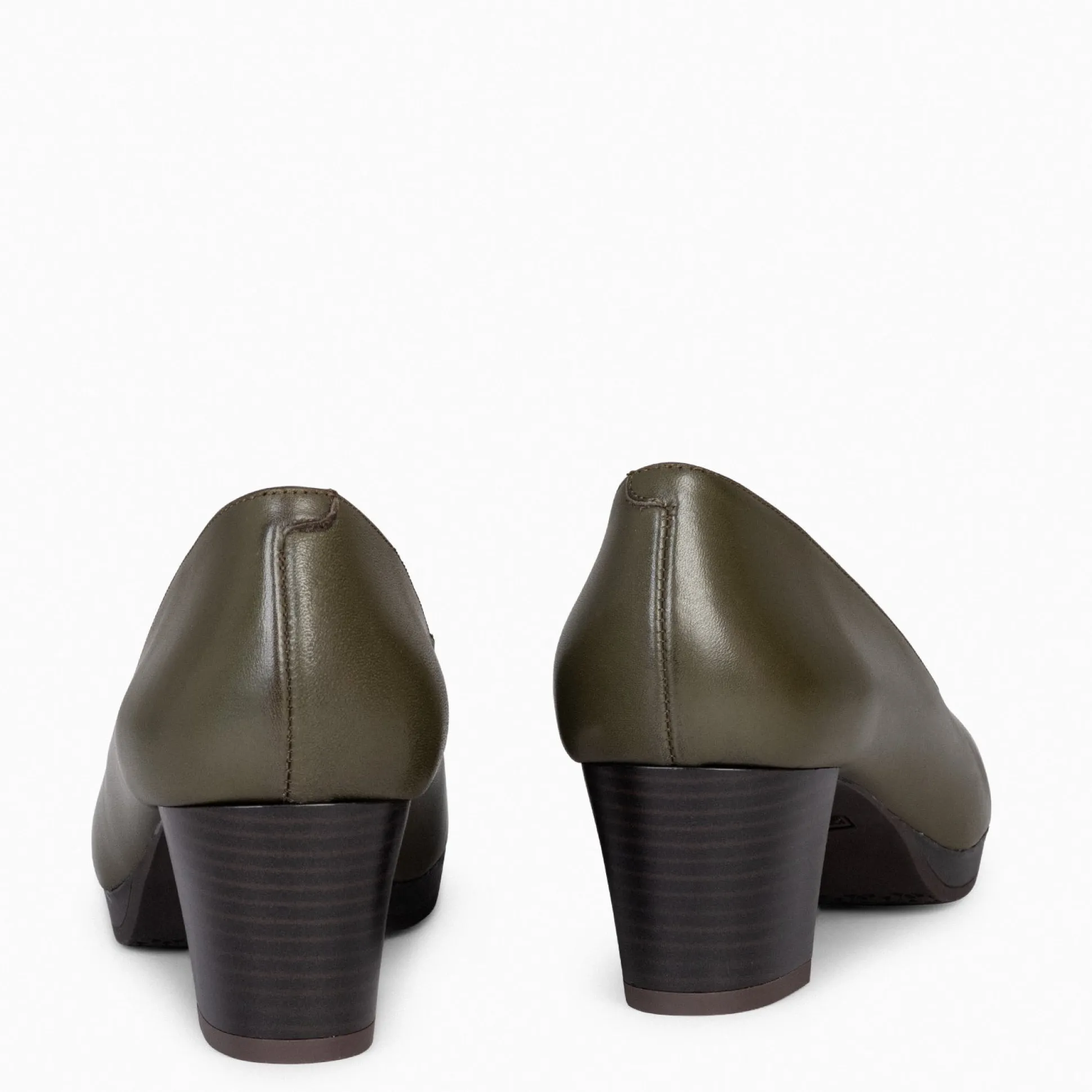 azafata_s__zapatos_de_tac_3-1.webp Urban Zapatos De Tacón<miMaO Azafata S - Zapatos De Tacón Bajo Con Plataforma Verde