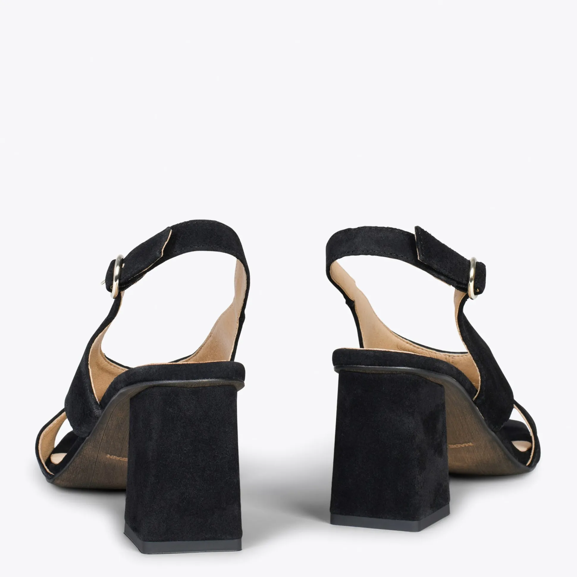 block__zapatos_destalonad_3-2.webp Sandalias De Tacón<miMaO Block – Zapatos Destalonados De Tacón Cuadrado Negro