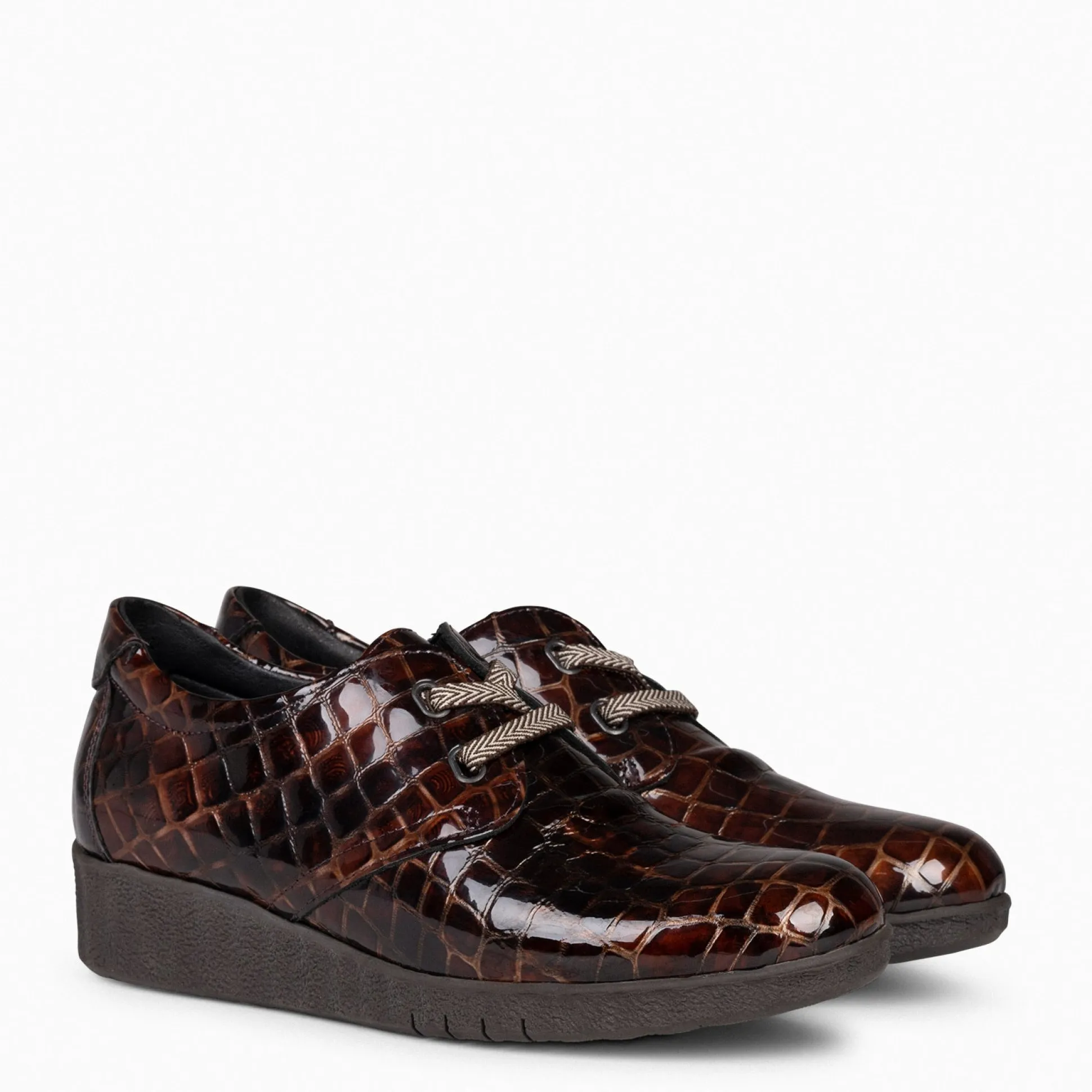 blucher_coco__mocasin_cor_2-1.webp Cunas Confort<miMaO Blucher Coco - Mocasin Cordones Elasticos Marron
