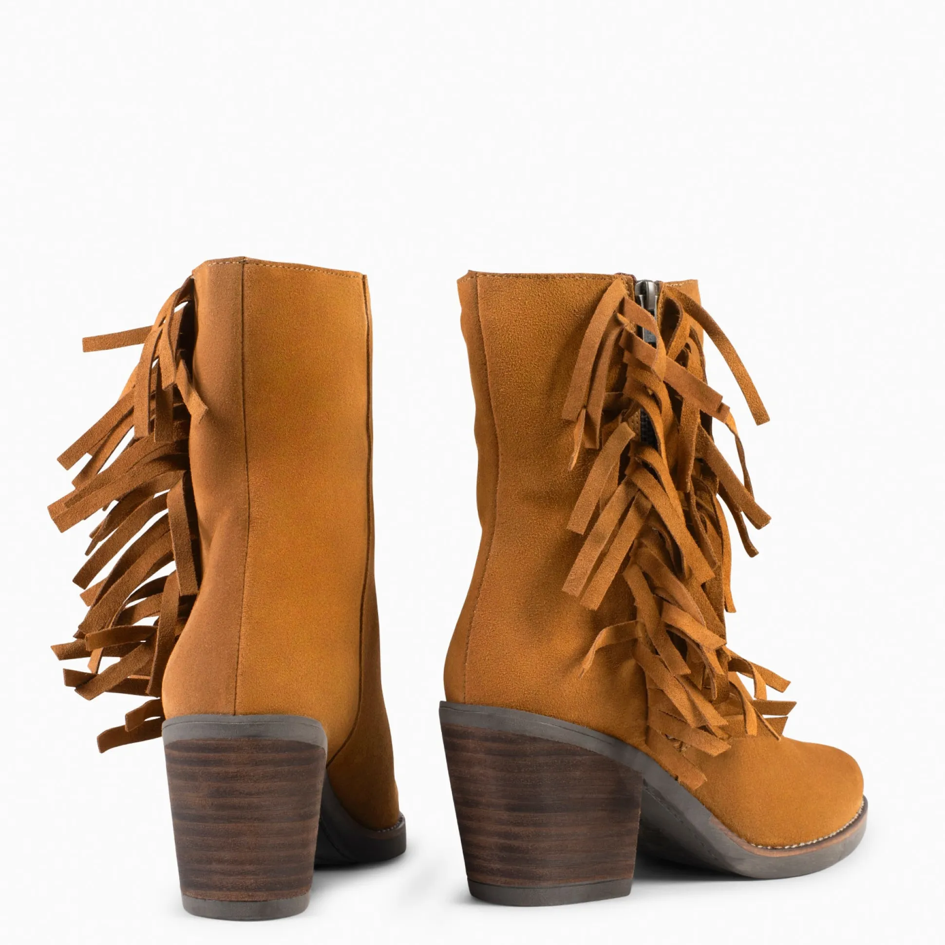 boho__botines_estilo_cowb_3-3.webp Botines De Mujer<miMaO Boho – Botines Estilo Cowboy Con Flecos Camel