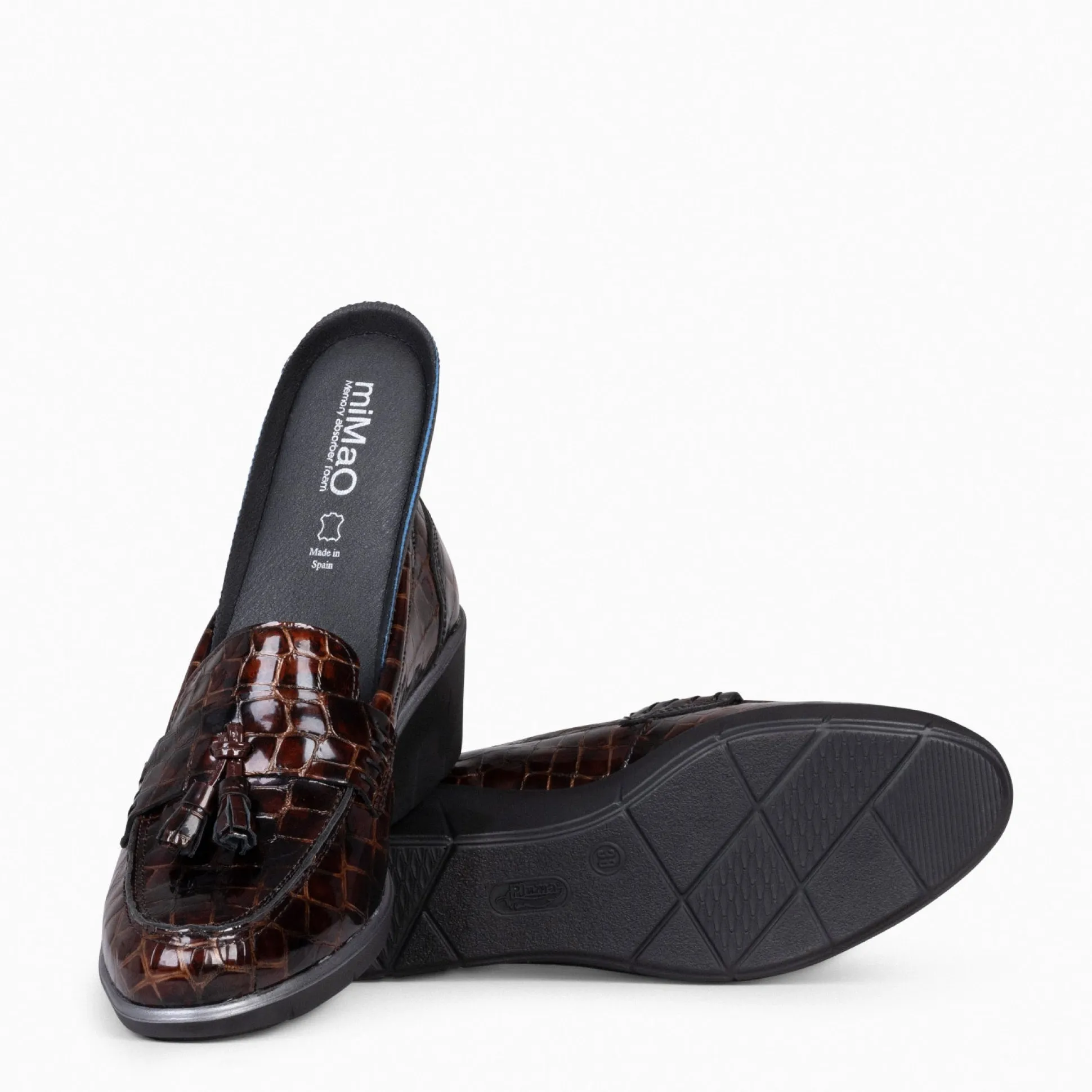 borlas_coco__mocasin_borl_1-1.webp Cunas Confort<miMaO Borlas Coco - Mocasin Borlas Mujer Marron
