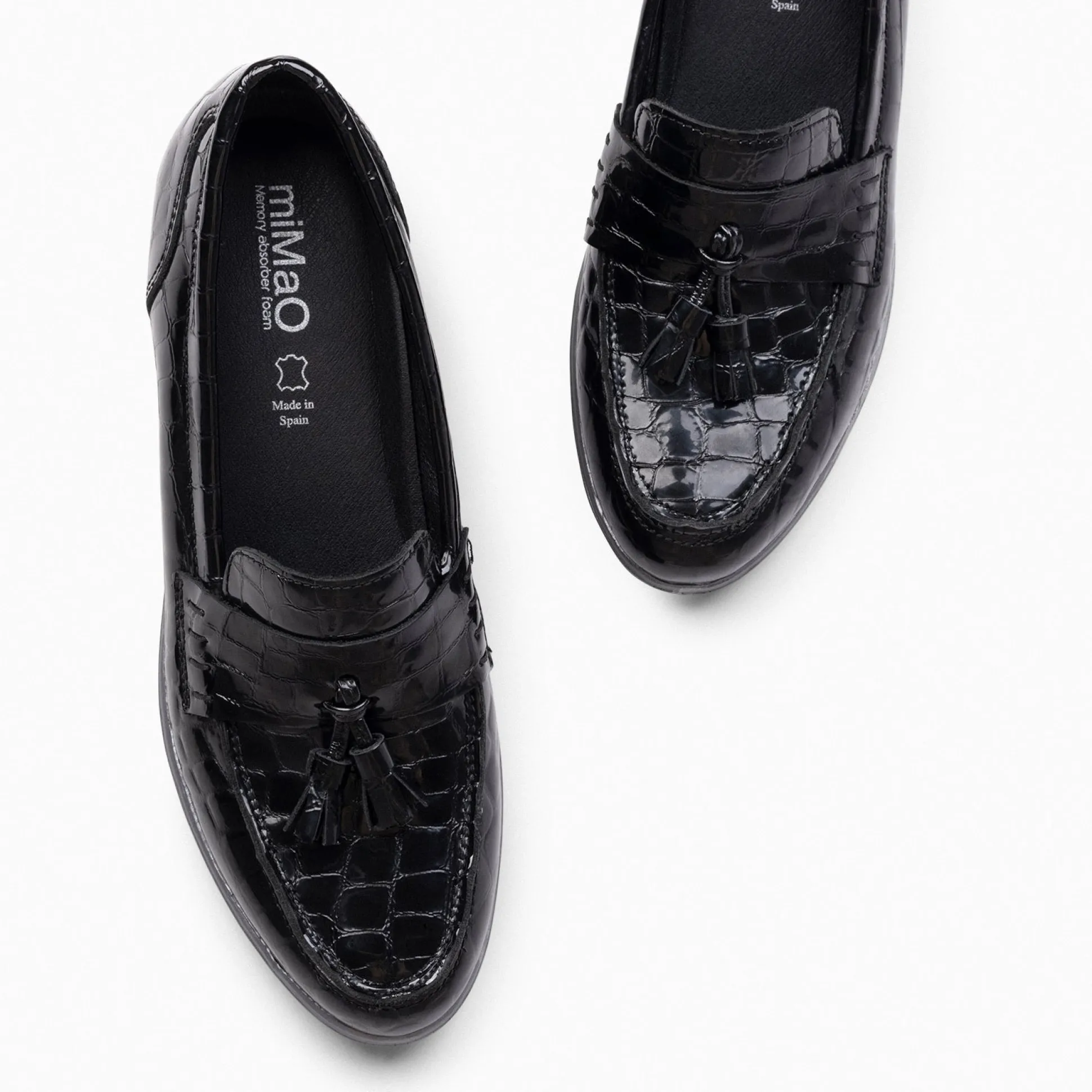borlas_coco__mocasin_borl_2.webp Cunas Confort<miMaO Borlas Coco - Mocasin Borlas Mujer Negro