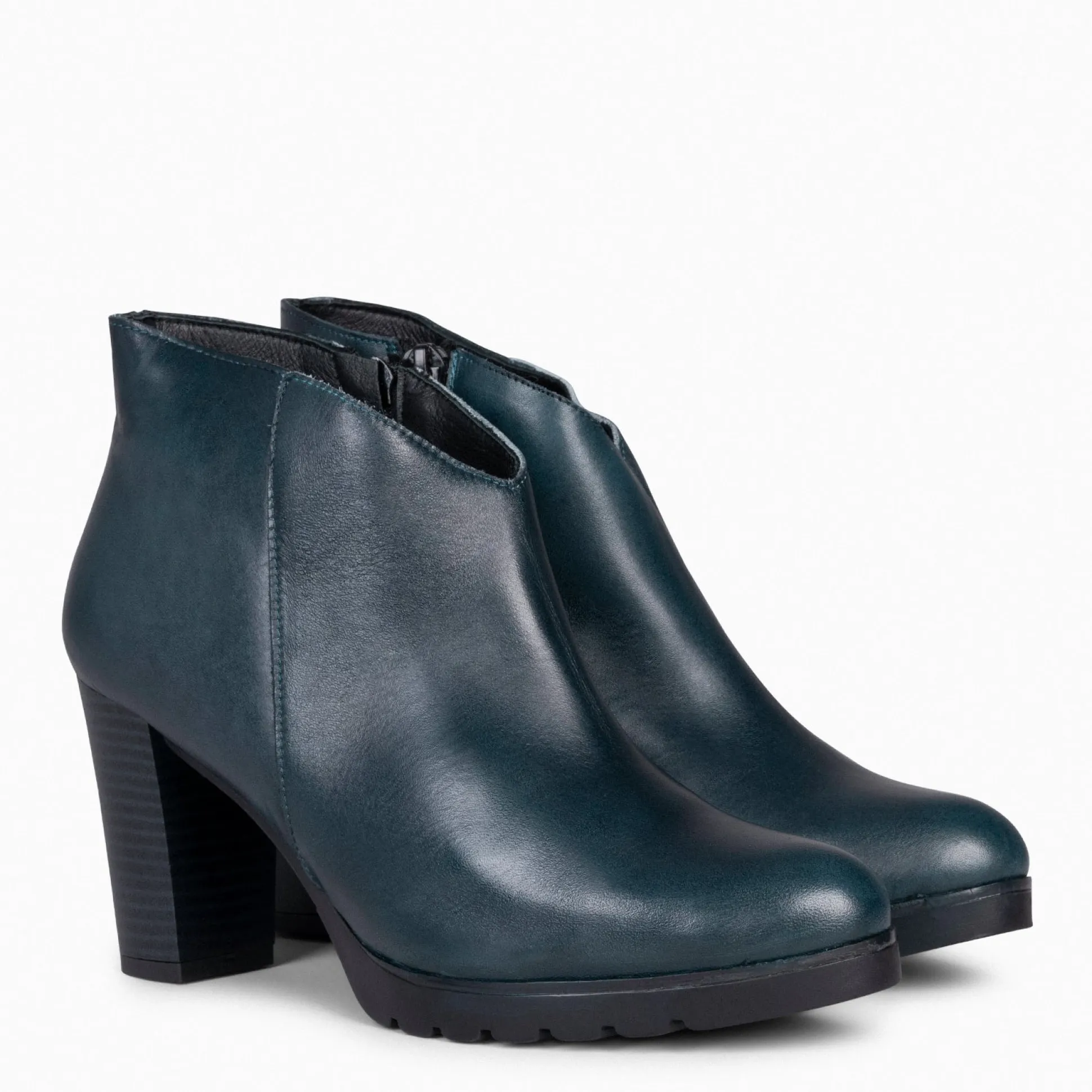 classic__botines_de_mujer_1-5.webp Botines De Mujer<miMaO Classic - Botines De Mujer Con Tacón Azul
