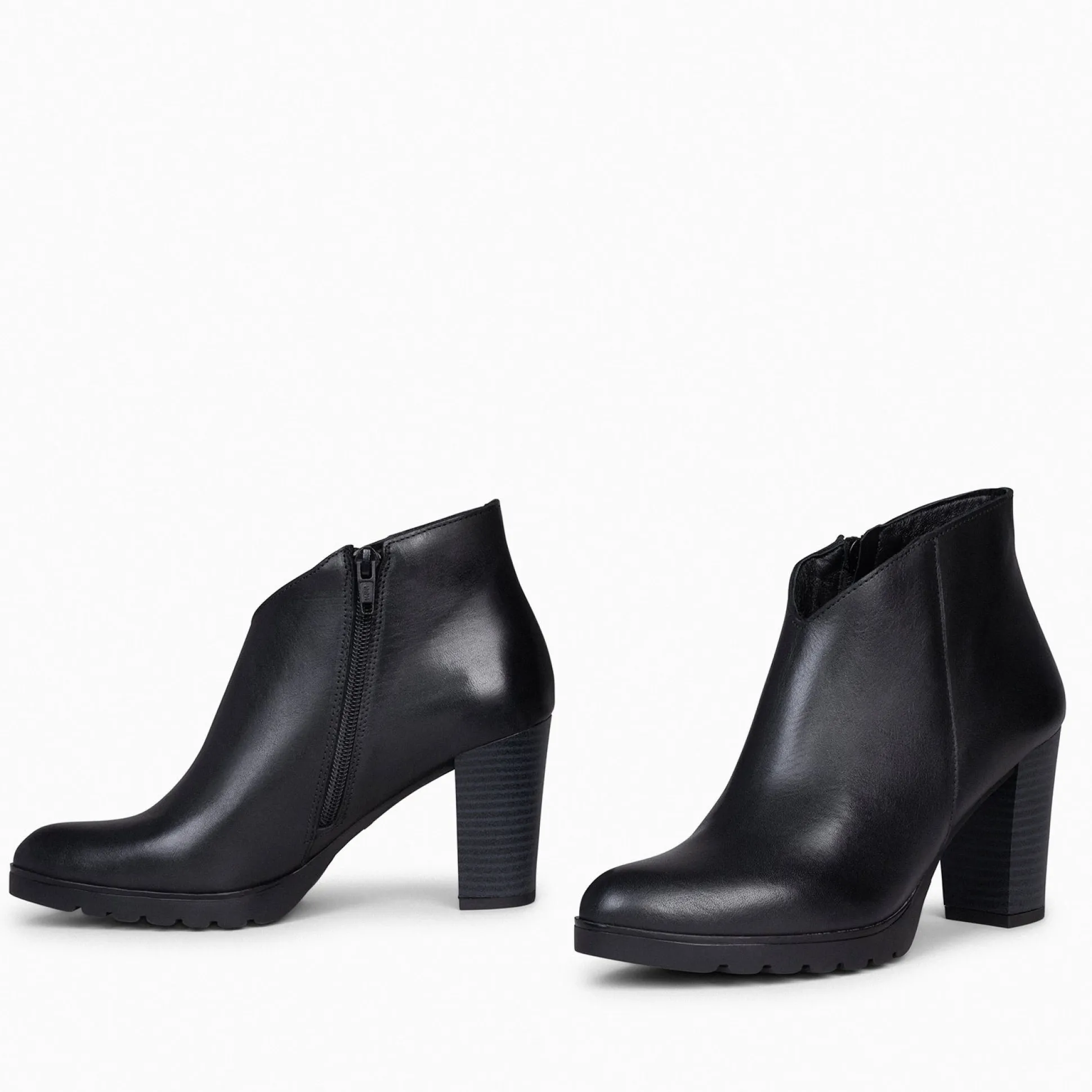 classic__botines_de_mujer_2.webp Special Prices<miMaO Classic - Botines De Mujer Con Tacón Negro