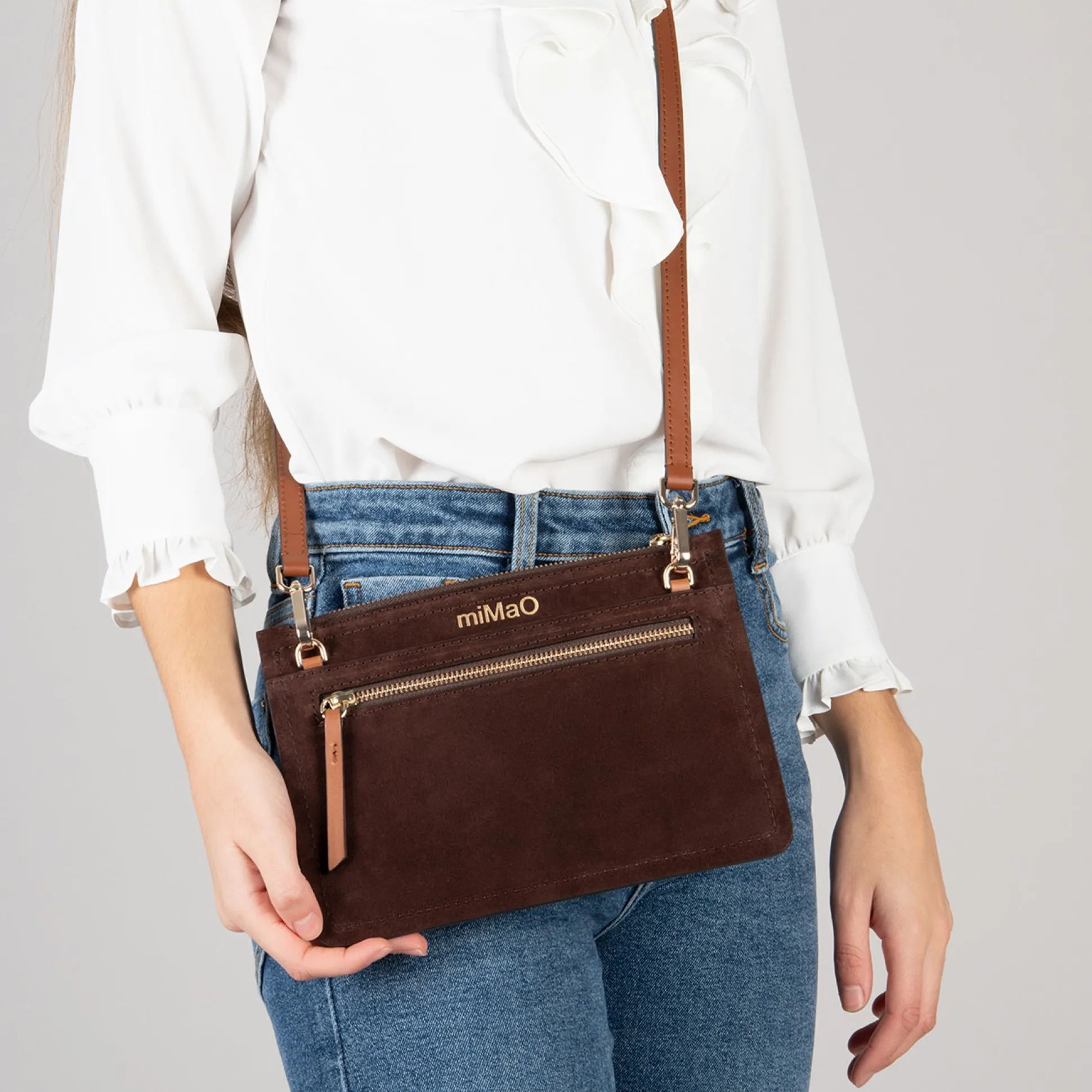 classic_bolso_bandolera_d_3-2.webp Bolsos De Mujer<miMaO Classic Bolso Bandolera De Piel Con Doble Cremallera Marron