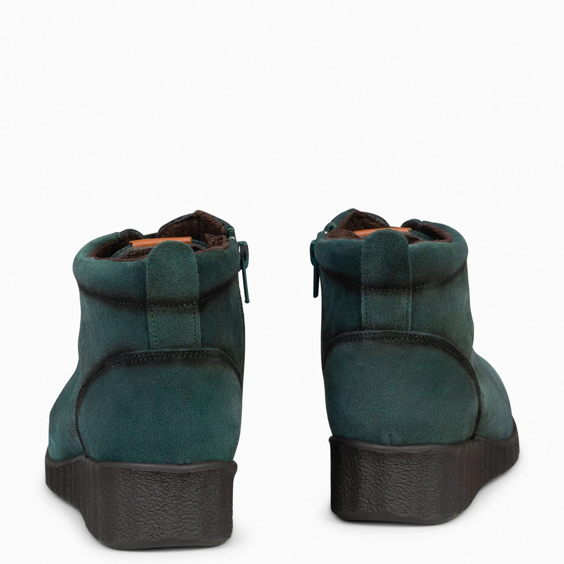 flexy__zapatillas_abotina_3-6.webp Botines De Mujer<miMaO Flexy - Zapatillas Abotinadas Verde