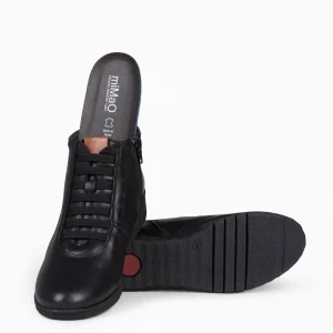 Botines De Mujer<miMaO Flexy - Zapatillas Abotinadas De Napa Negro