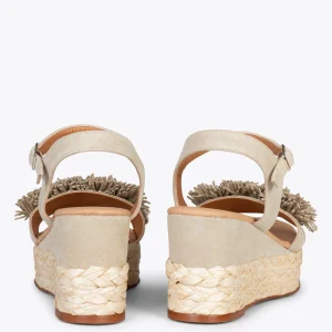 Esparto Y Alpargatas<miMaO Flower – Cunas Forradas De Rafia Con Pompon Taupe