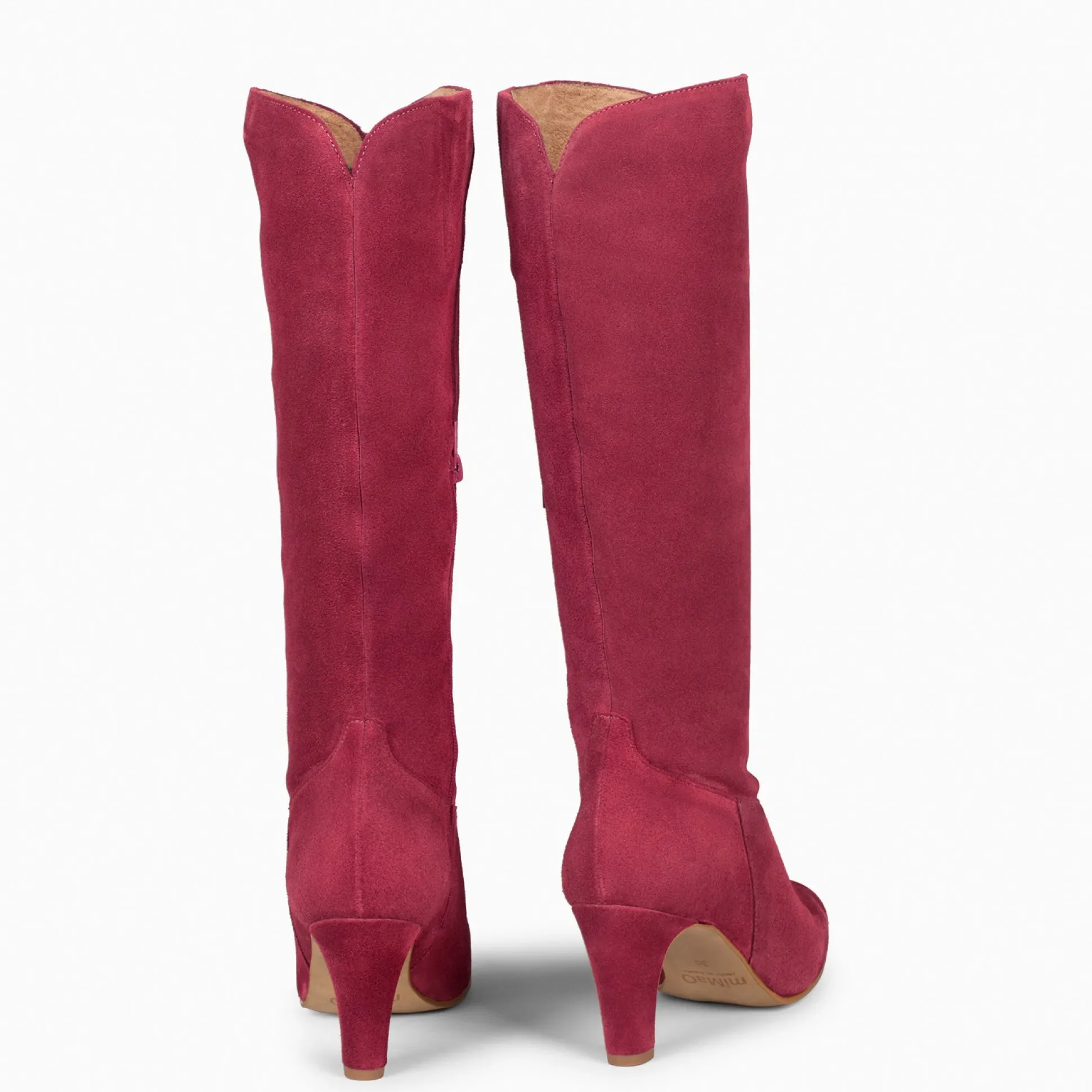 frelard__botas_altas_con__3-4.webp Botas<miMaO Frelard – Botas Altas Con Puntera Redonda Cereza