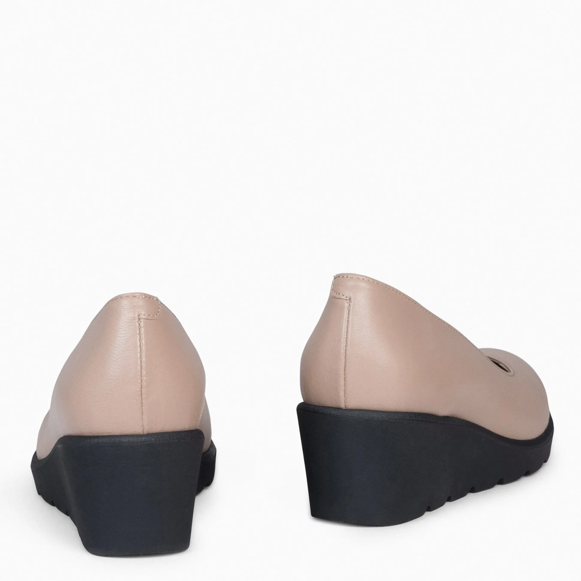 iris__zapatos_de_salon_co_3-1.webp Cunas Confort<miMaO Iris - Zapatos De Salon Con Cuna Maquillaje