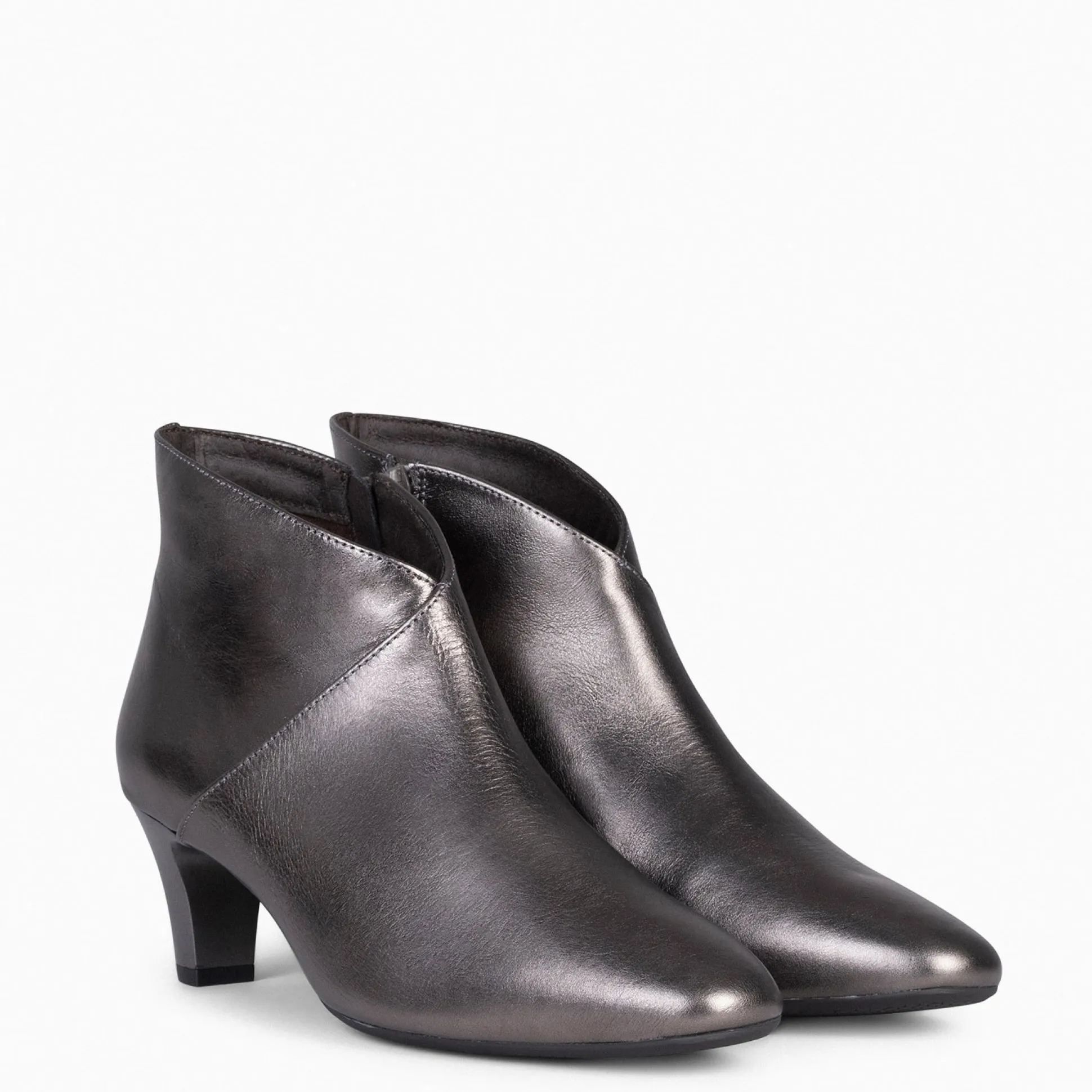 lady__botines_napa_mujer__1-3.webp Botines De Mujer<miMaO Lady - Botines Napa Mujer Plata Vieja