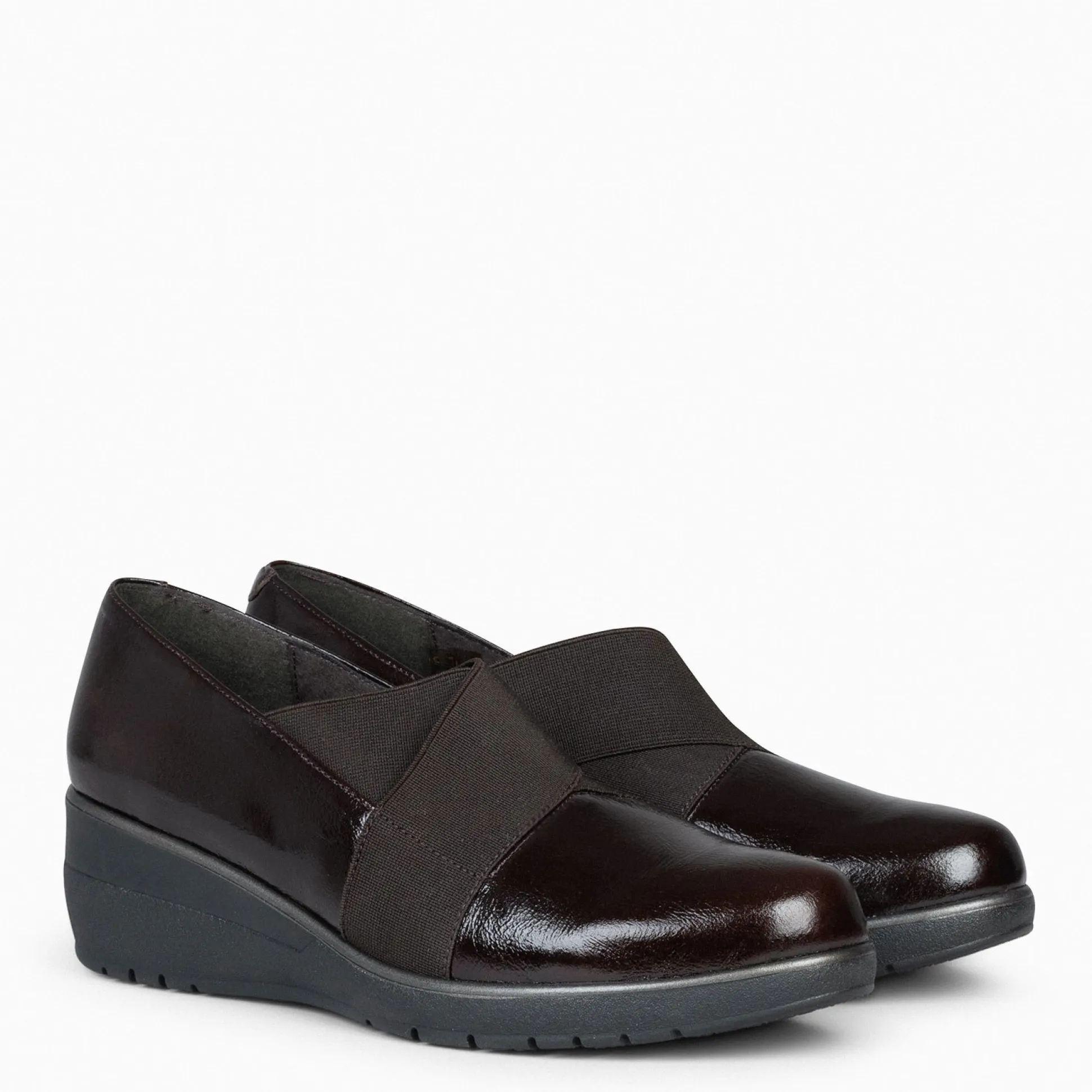 lia__zapatos_de_cuna_con__1.webp Cunas Confort<miMaO Lia - Zapatos De Cuna Con Tiras Elasticas Marron
