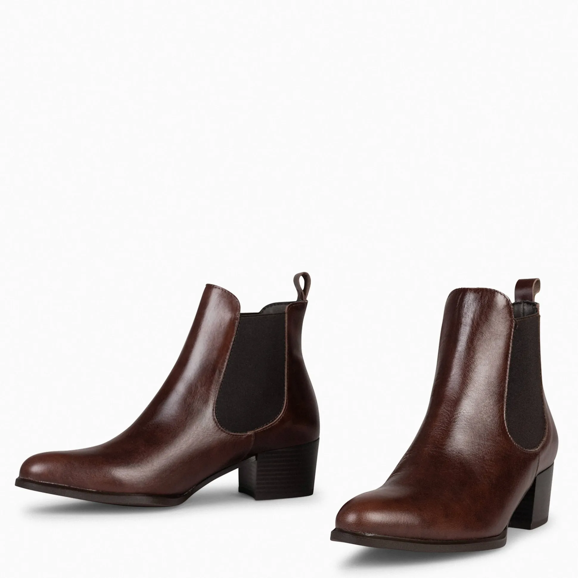 london__botin_chelsea_de__2-3.webp Botines De Mujer<miMaO London - Botin Chelsea De Tacón Marron