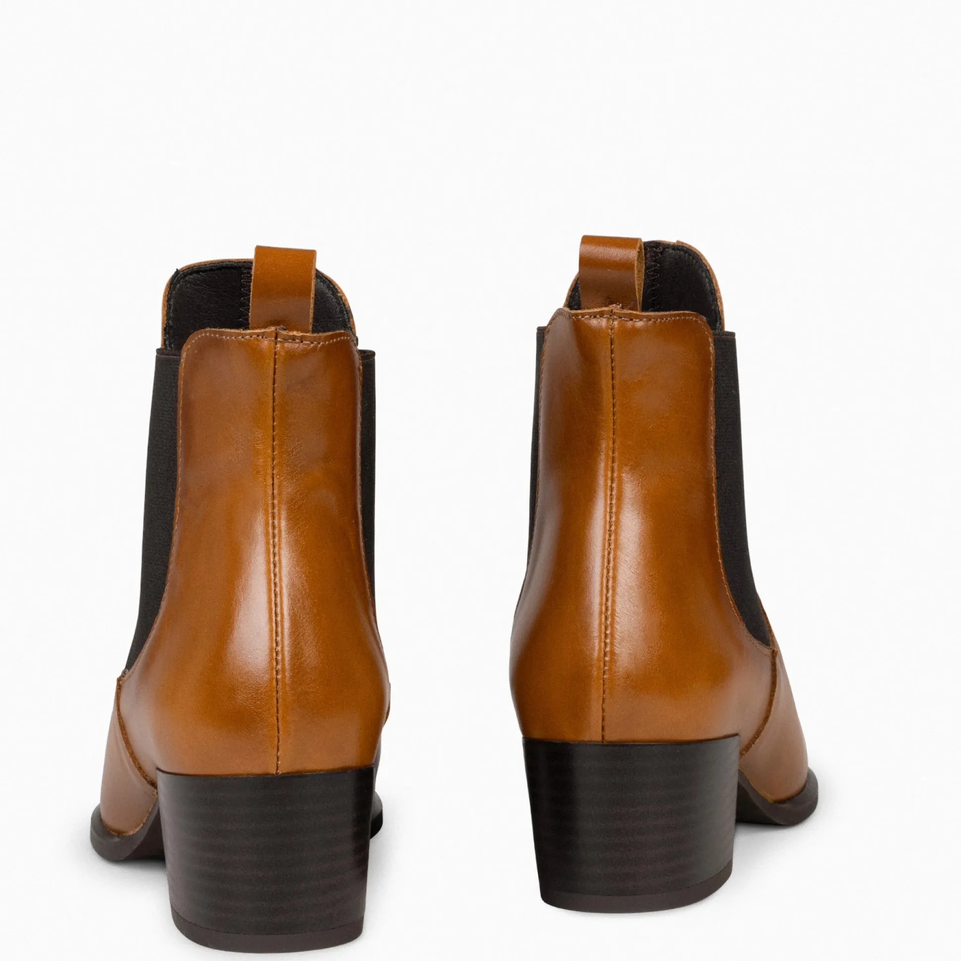 london__botin_chelsea_de__3-1.webp Botines De Mujer<miMaO London - Botin Chelsea De Tacón Camel