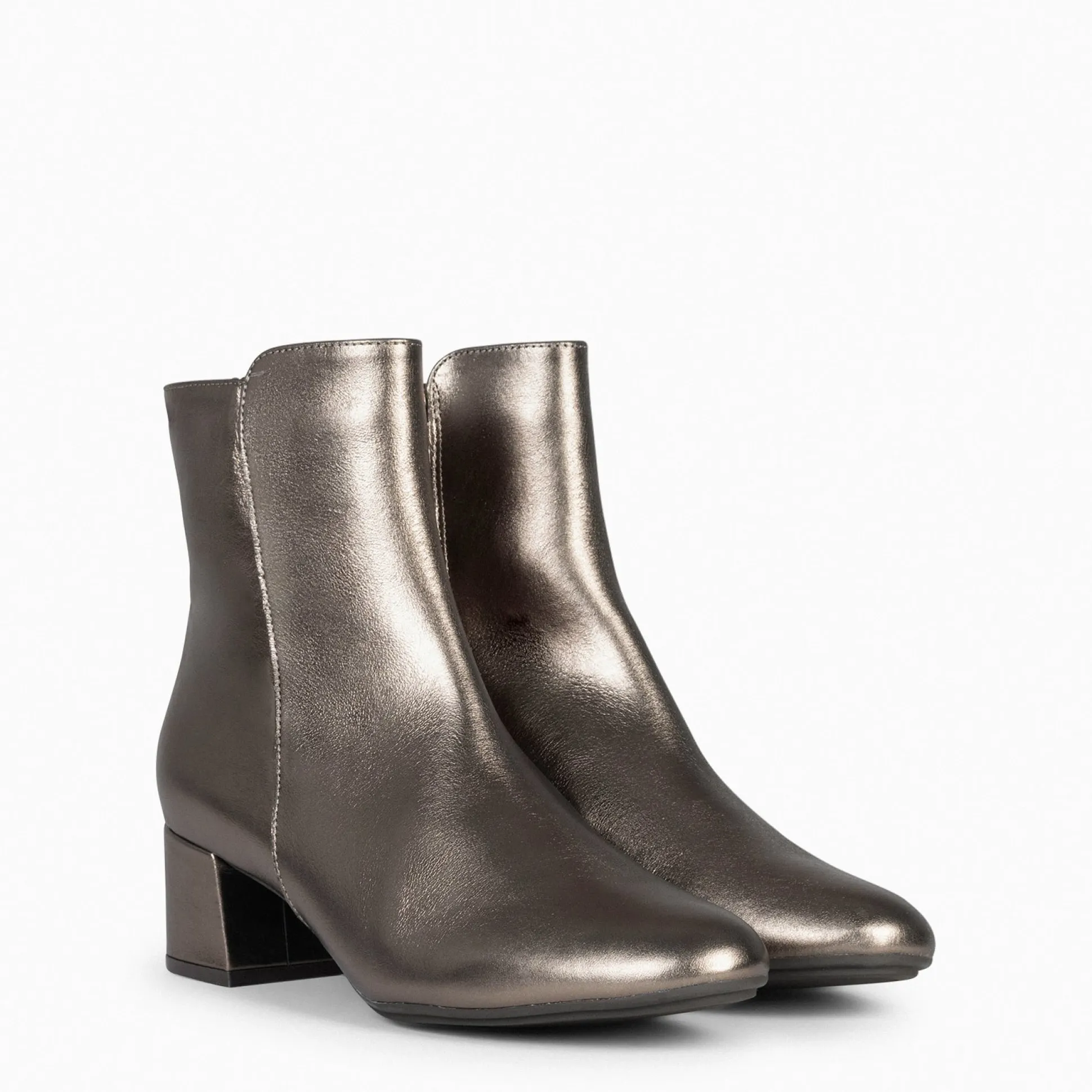 maia__botin_serraje_mujer_1-1.webp Botines De Mujer<miMaO Maia - Botin Serraje Mujer Bronce