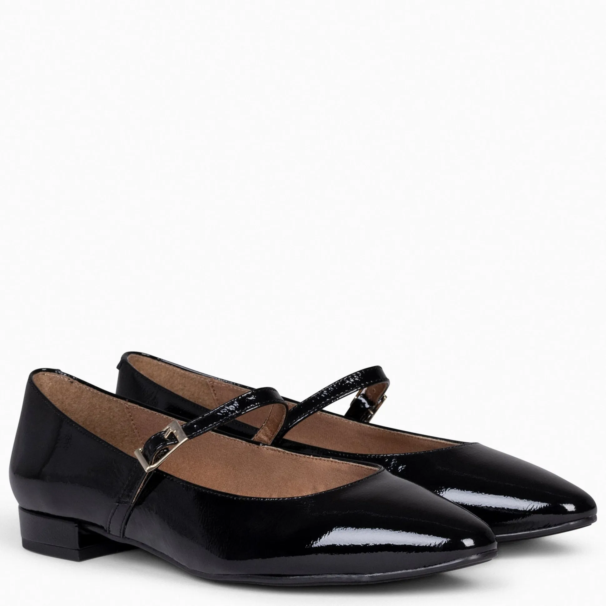 merceditas__zapatos_plano_1.webp Mocasines Y Blucher<miMaO Merceditas - Zapatos Planos De Charol Con Hebilla Negro