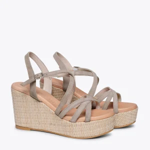 Esparto Y Alpargatas<miMaO Miconos Cuna Con Plataforma De Rafia Y Tiras Cruzadas Taupe