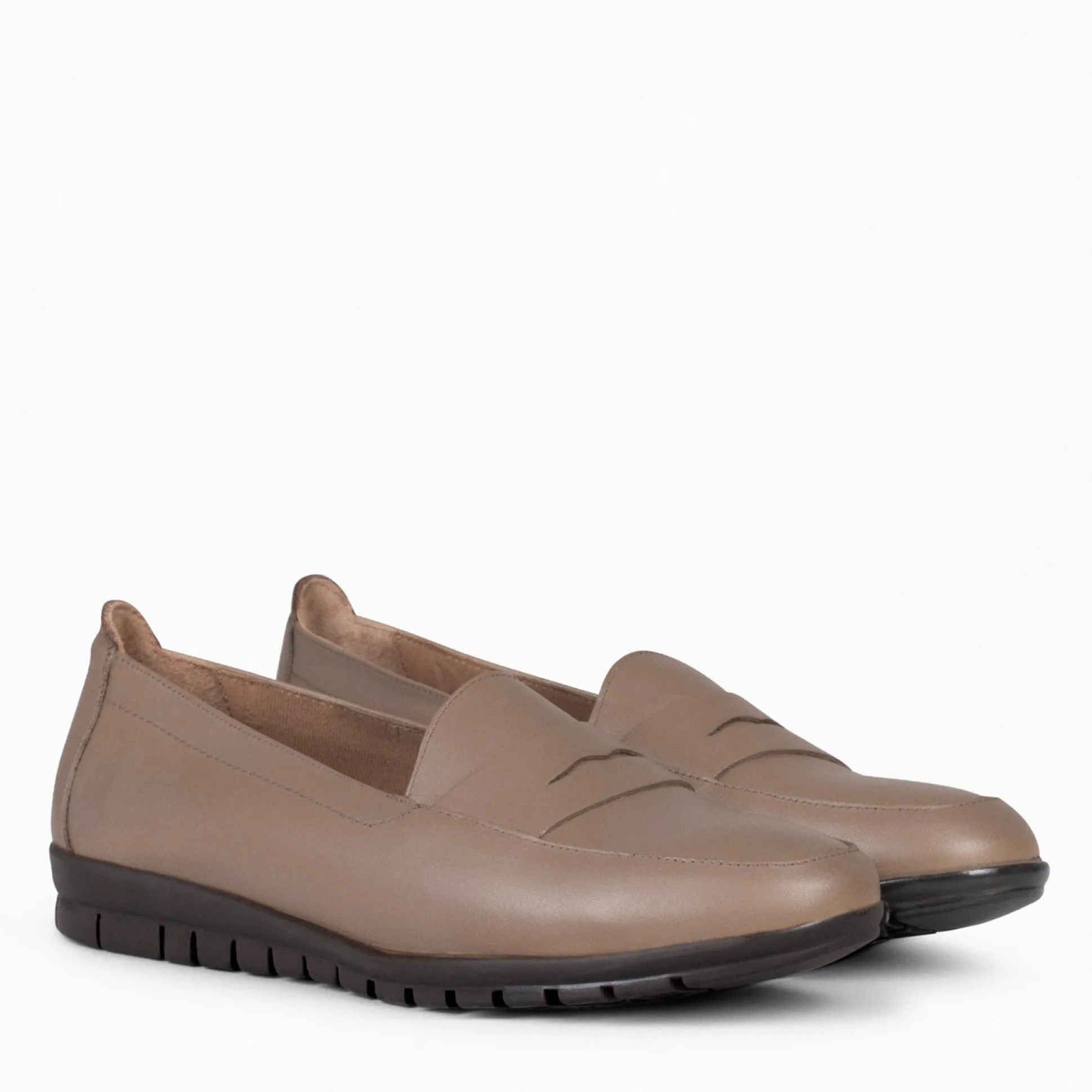 mocasines_con_antifaz_t_1.webp Cunas Confort<miMaO 360 - Mocasines Con Antifaz Taupe