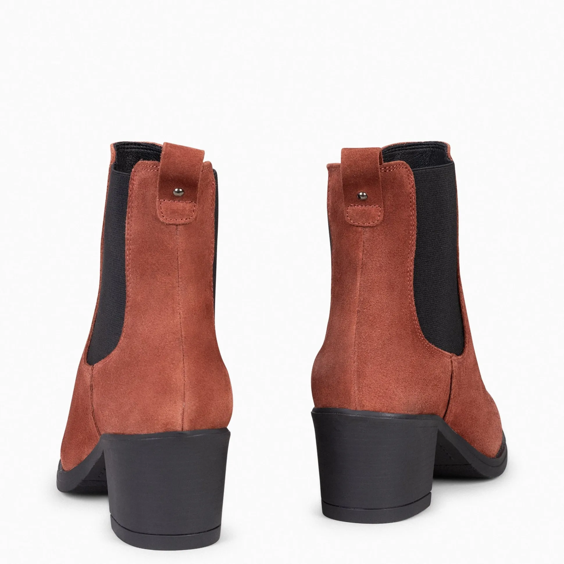 new_chelsea__botines_de_c_2-2.webp Botines De Mujer<miMaO New Chelsea - Botines De Cana Alta Con Tacón Para Mujer Teja