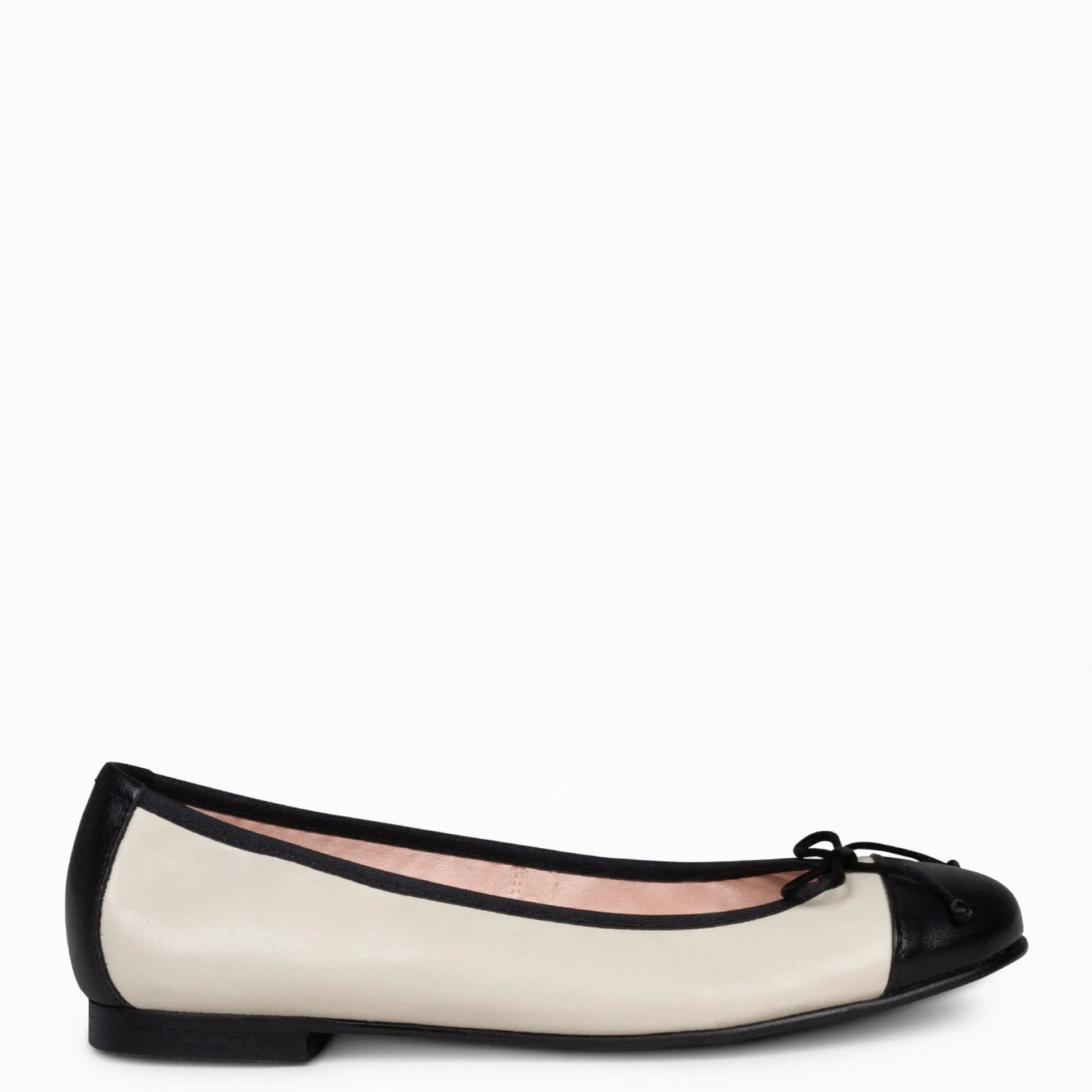 nicolle__bailarina_plana__0-7.webp Mocasines Y Blucher<miMaO Nicolle – Bailarina Plana Con Puntera Beige