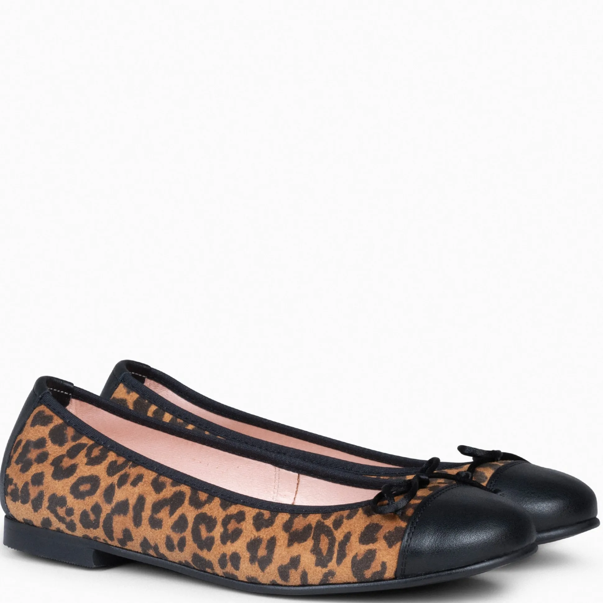 nicolle__bailarina_plana__1-4.webp Mocasines Y Blucher<miMaO Nicolle – Bailarina Plana Con Puntera Leopardo