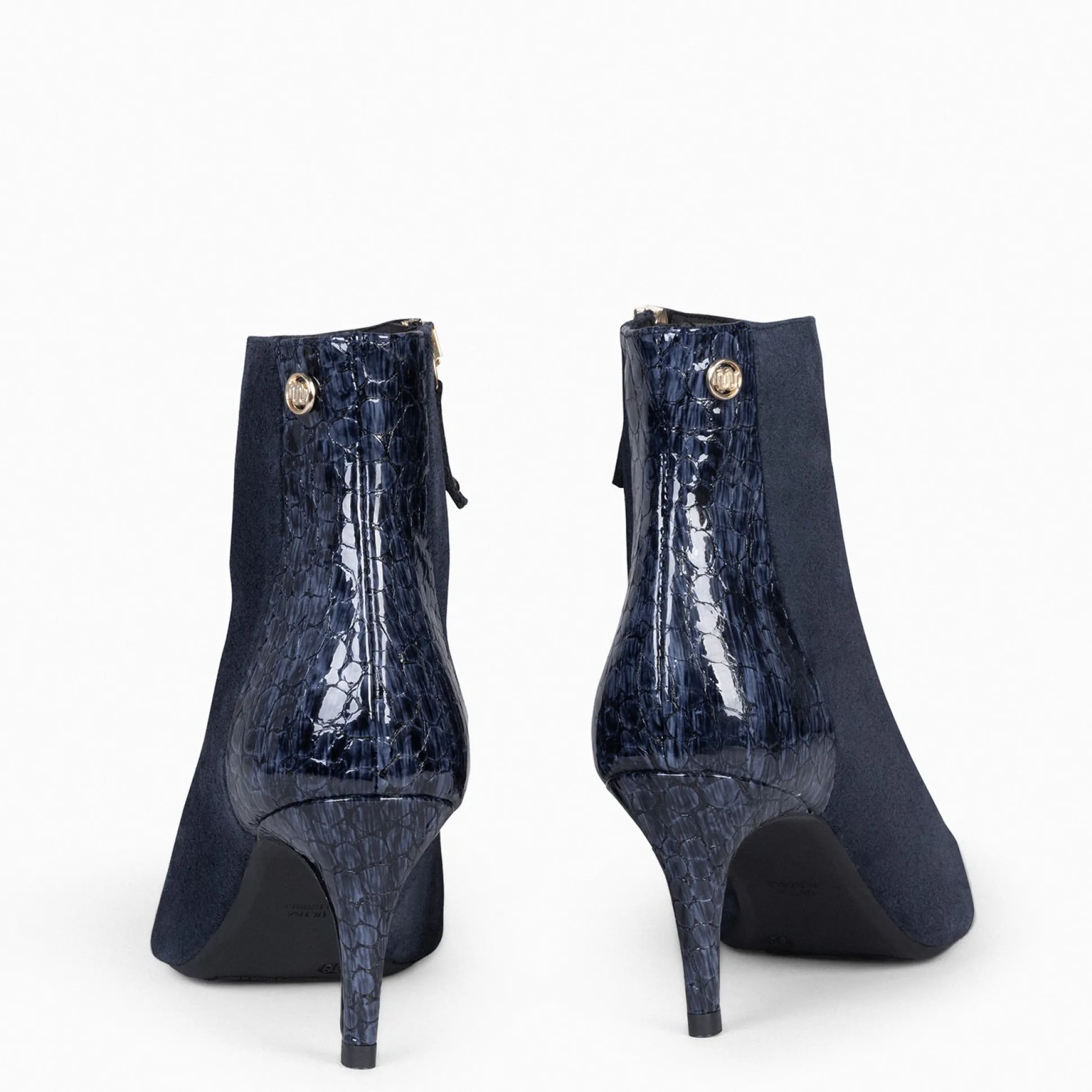 nuit__botin_con_tacn_fino_2-2.webp Botines De Mujer<miMaO Nuit - Botin Con Tacón Fino Marino