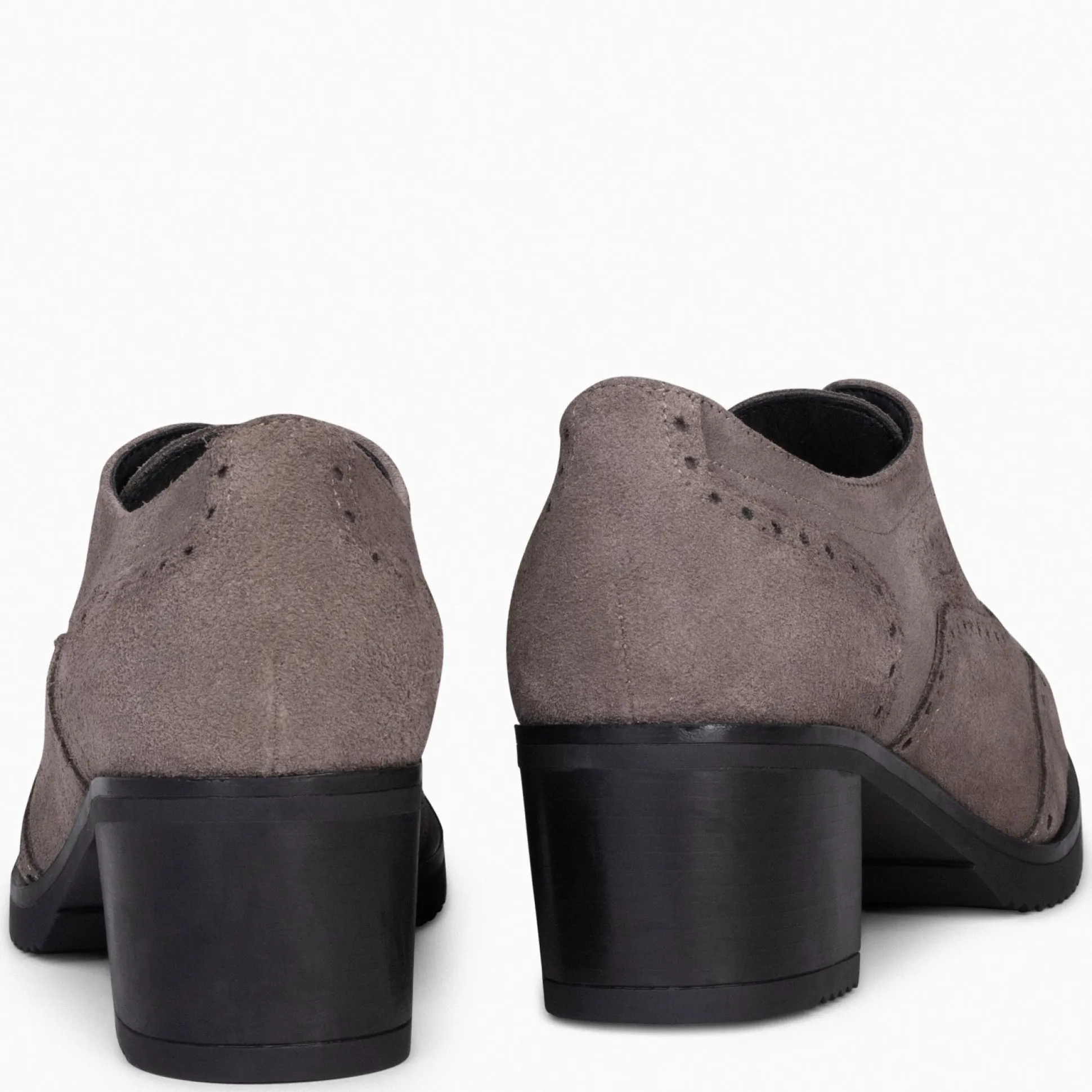 oxford__blucher_de_mujer__3-3.webp Mocasines Y Blucher<miMaO Oxford – Blucher De Mujer Con Tacón Taupe