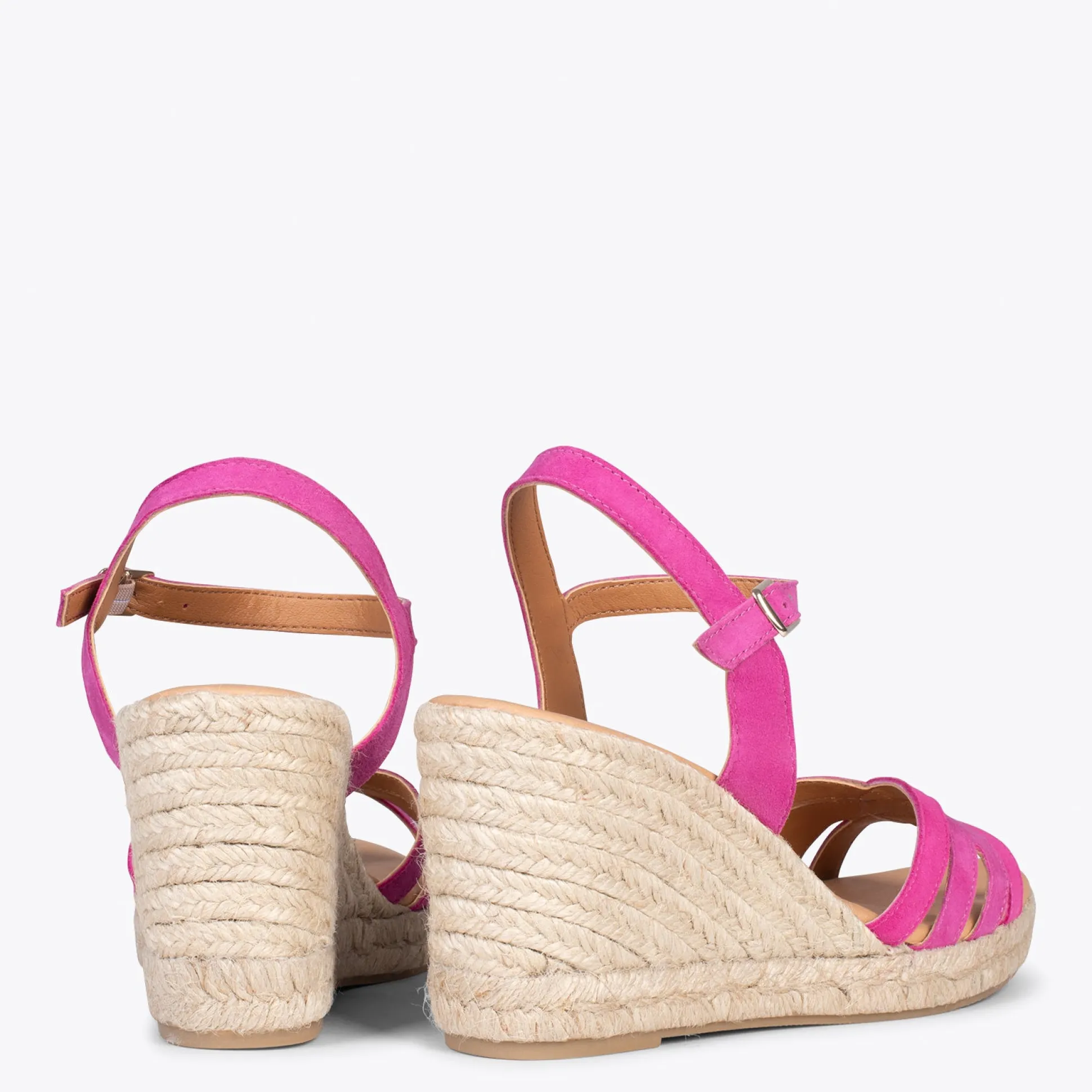 oyambre__sandalias_con_cu_3-4.webp Esparto Y Alpargatas<miMaO Oyambre - Sandalias Con Cuna De Esparto Cangrejera Fucsia
