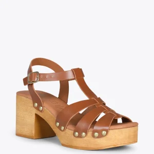 Sandalias De Tacón<miMaO Paradise – Sandalias De Madera Cangrejeras Camel