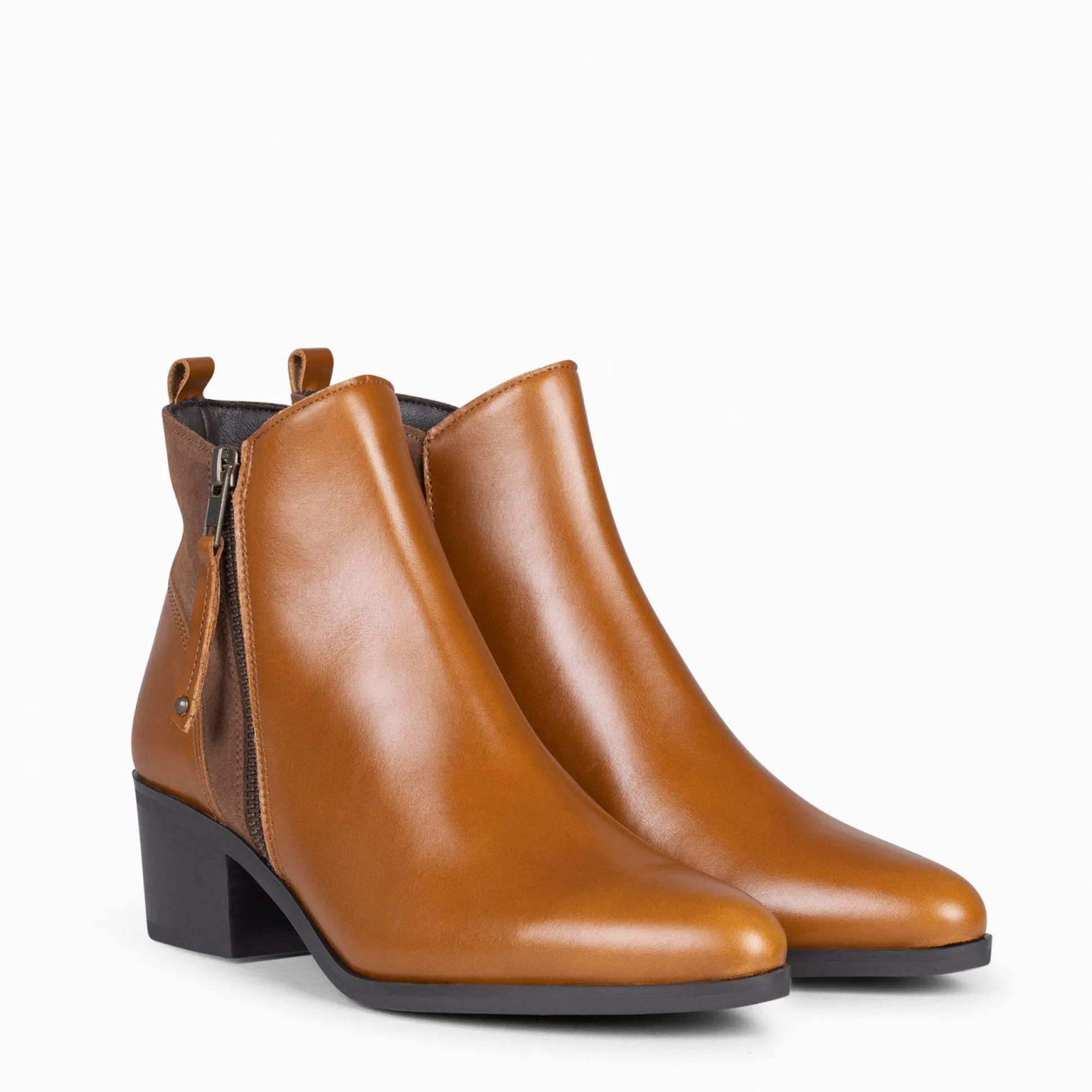 rebecca__botines_con_tacn_1-2.webp Botines De Mujer<miMaO Rebecca - Botines Con Tacón Para Mujer Camel
