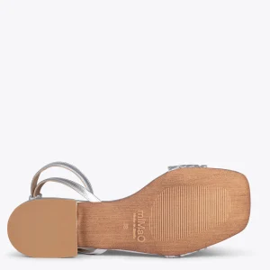 Sandalias De Tacón<miMaO Sofia - Sandalias Planas Plateada