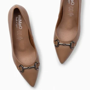 Zapatos De Fiesta<miMaO Stiletto Elegance - Zapatos De Tacón De Aguja Con Adorno Metalizado Camel