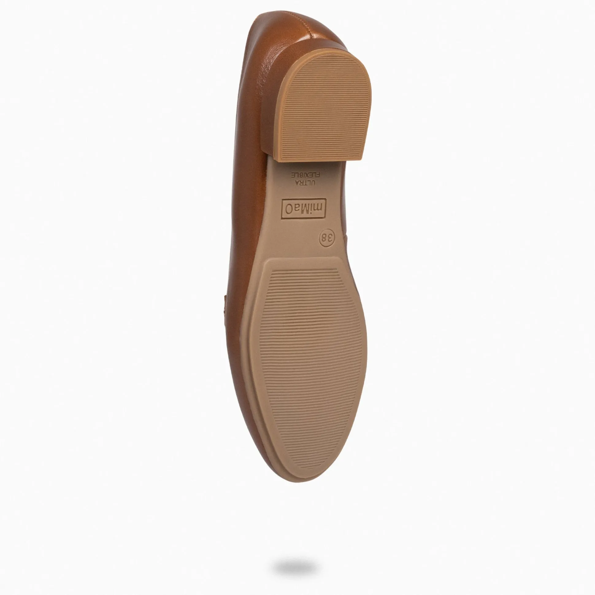 style__mocasines_con_deta_4-3.webp Mocasines Y Blucher<miMaO Style - Mocasines Con Detalle Metalizado Camel
