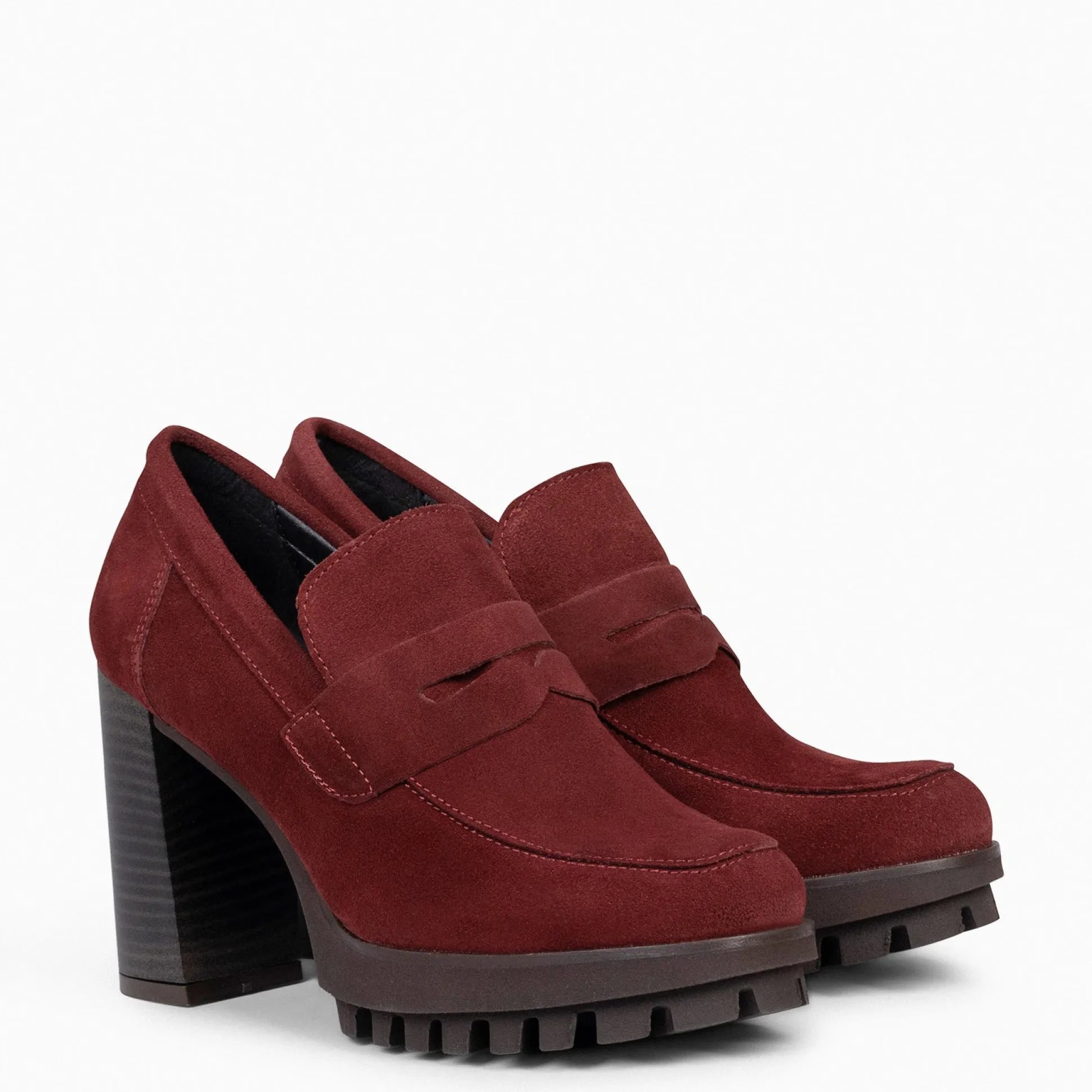 trend__mocasin_con_tacn_y_1.webp Mocasines Y Blucher<miMaO Trend – Mocasin Con Tacón Y Plataforma Burdeos