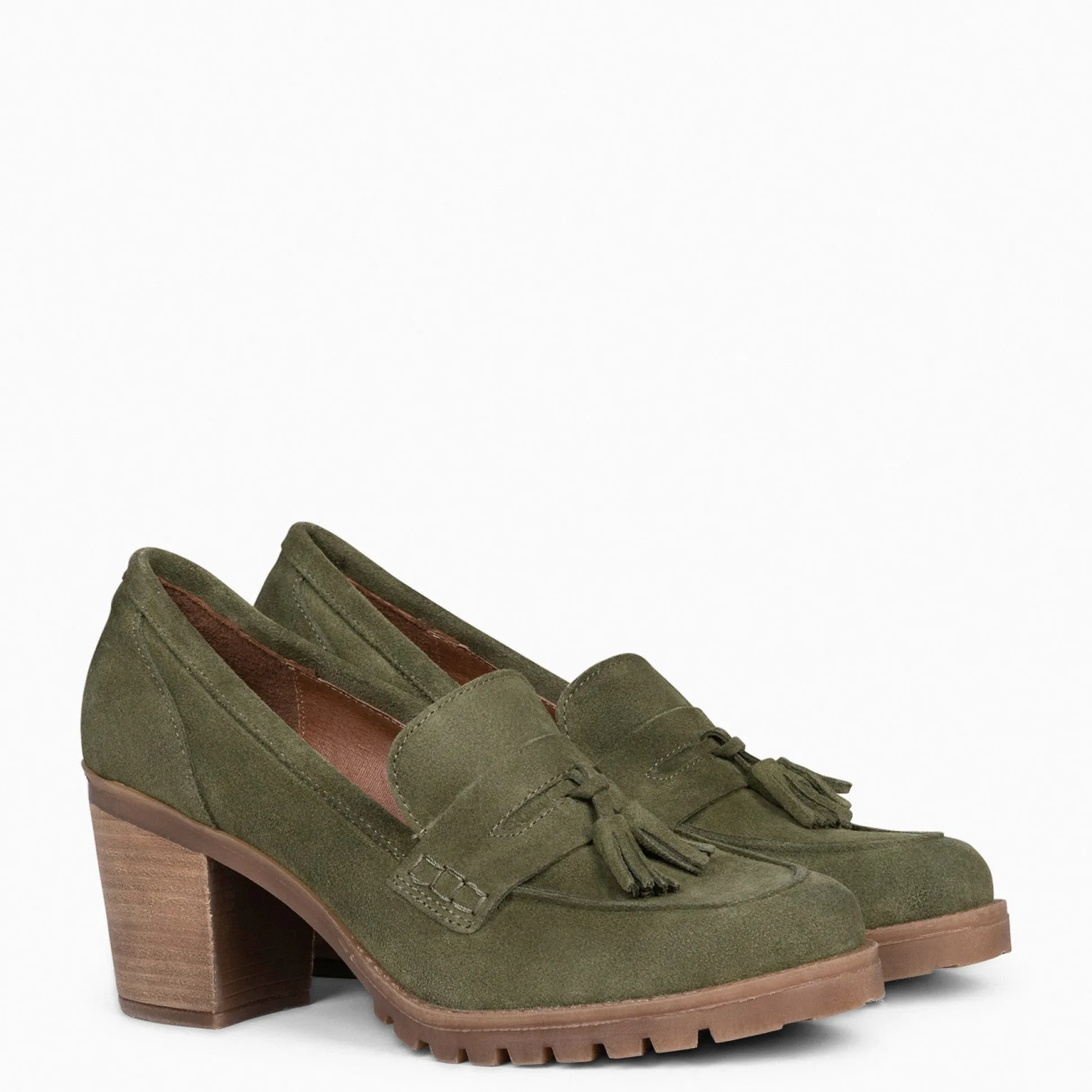 trend_s__mocasin_de_serra_1-2.webp Mocasines Y Blucher<miMaO Trend S - Mocasin De Serraje Con Borla Kaki