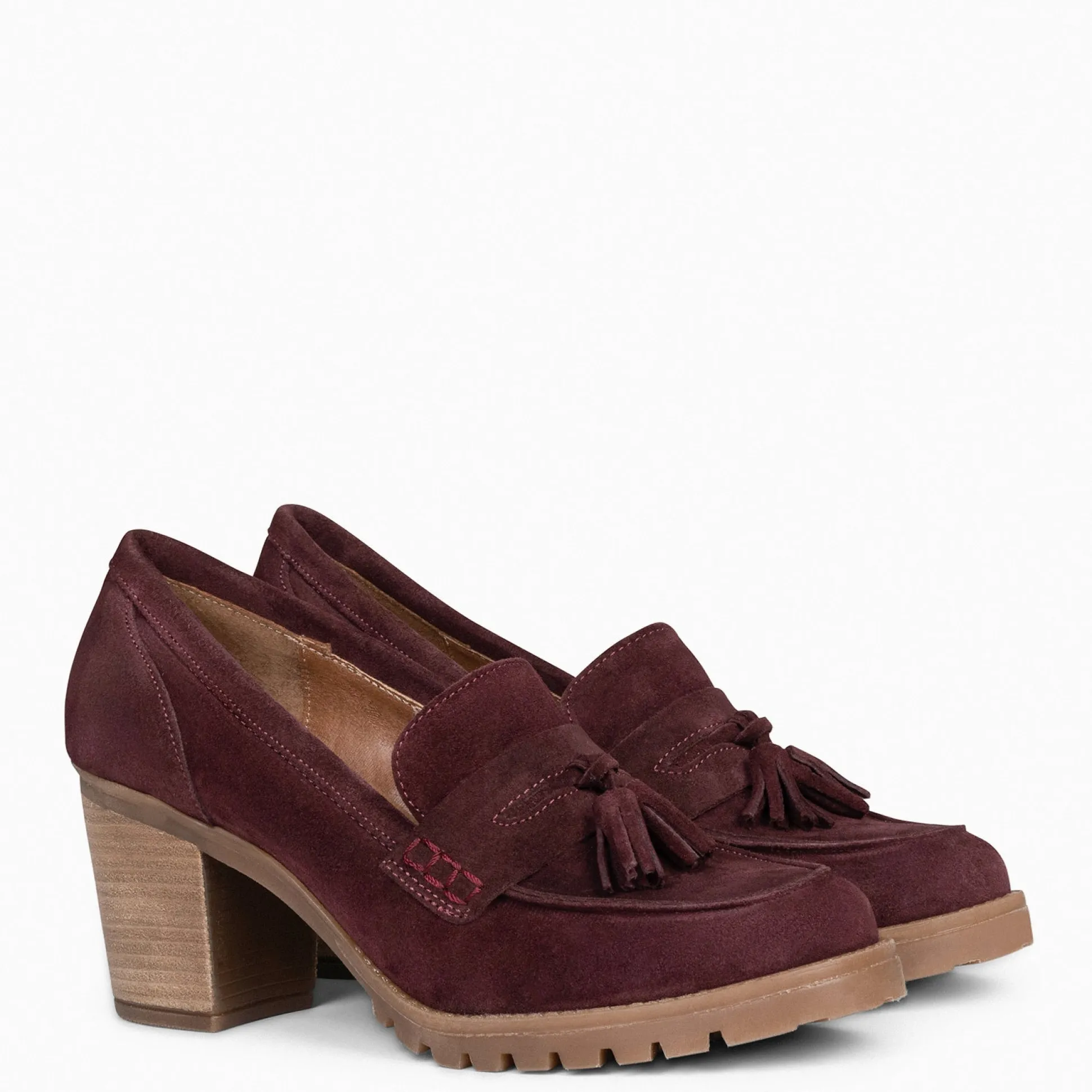 trend_s__mocasin_de_serra_1.webp Mocasines Y Blucher<miMaO Trend S - Mocasin De Serraje Con Borla Burdeos