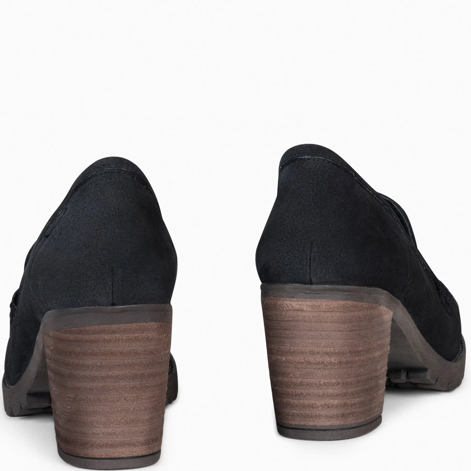 trend_s__mocasin_de_serra_3-1.webp Mocasines Y Blucher<miMaO Trend S - Mocasin De Serraje Con Borla Negro