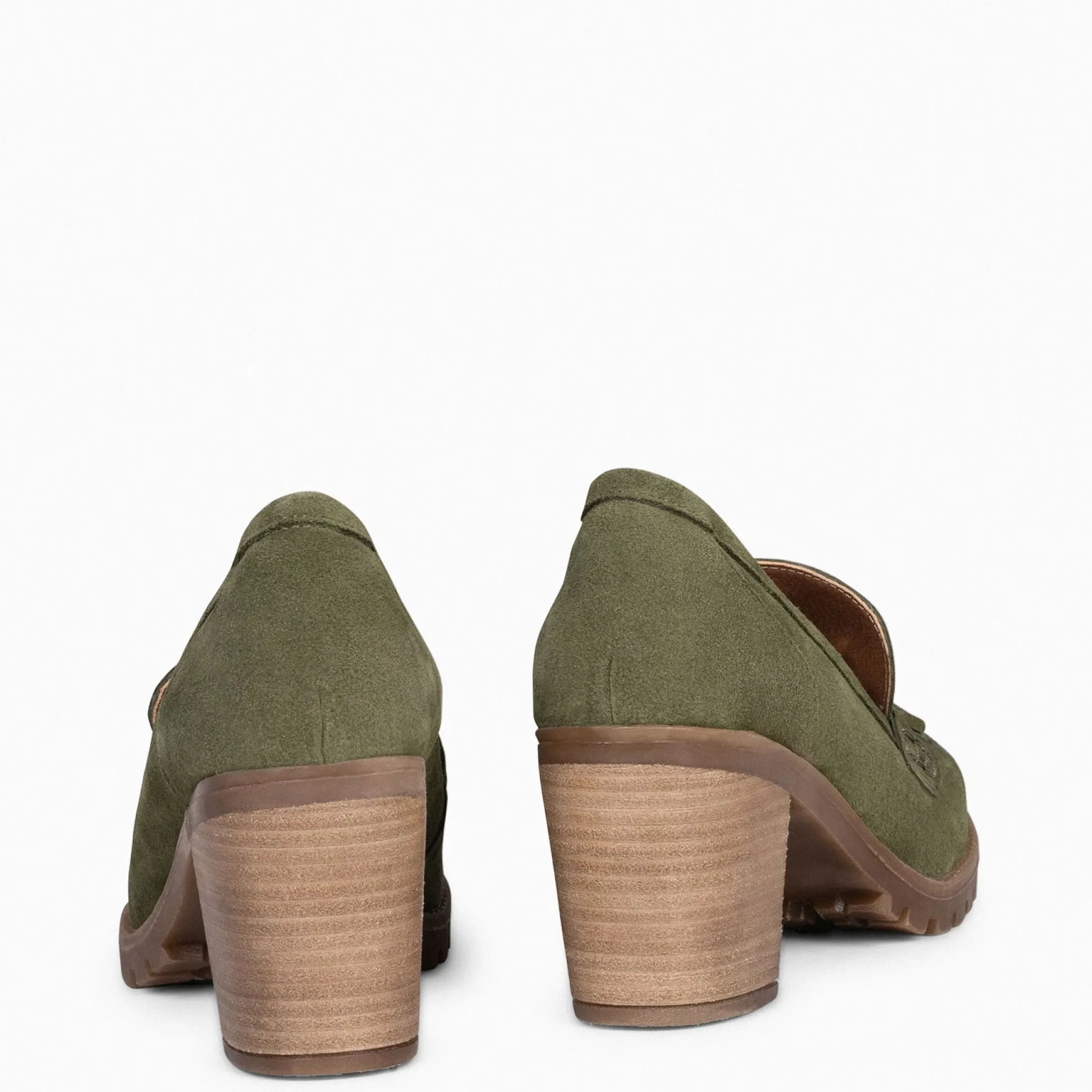 trend_s__mocasin_de_serra_3-2.webp Mocasines Y Blucher<miMaO Trend S - Mocasin De Serraje Con Borla Kaki