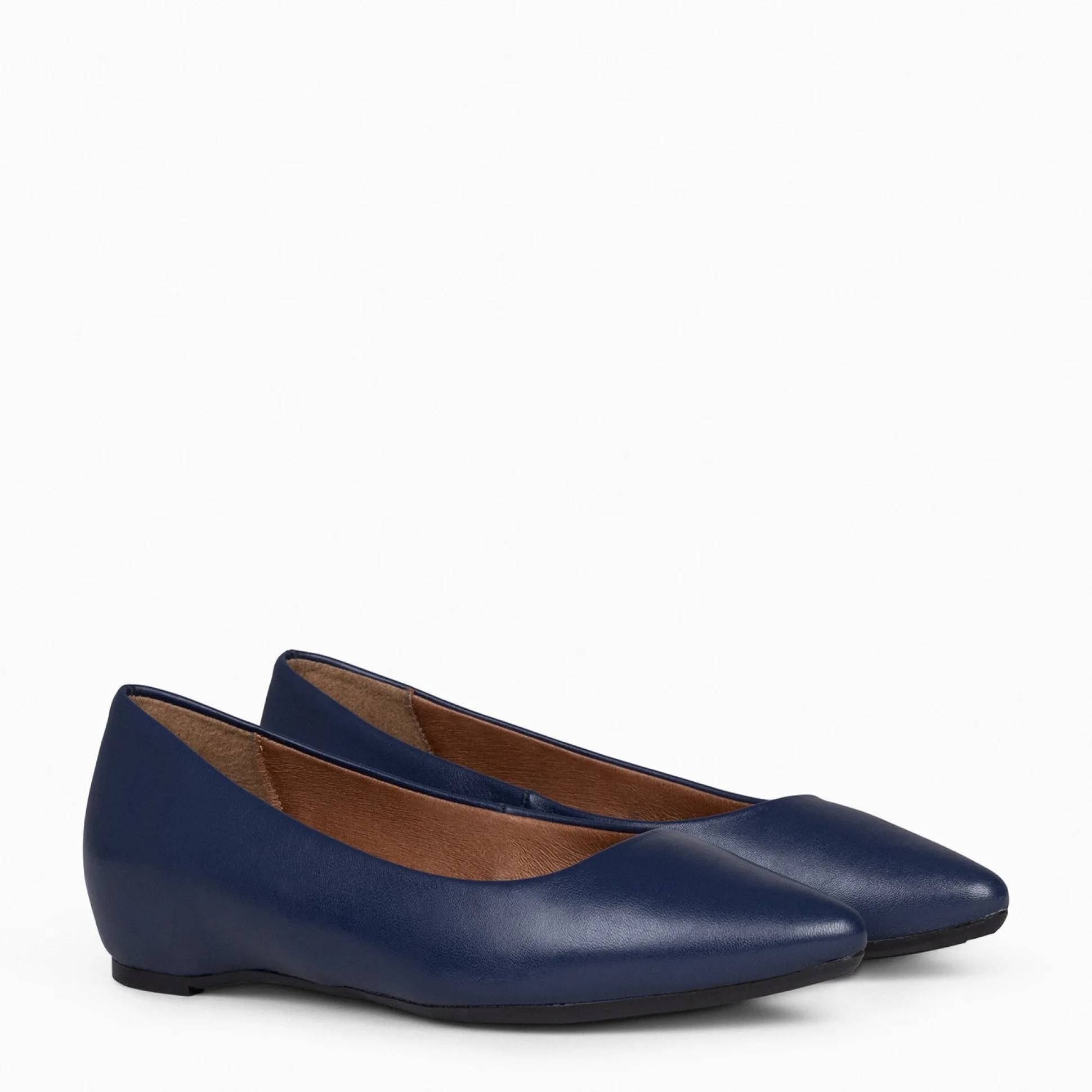 urban_cuna__zapatos_con_c_1-2.webp Cunas Confort<miMaO Urban Cuna - Zapatos Con Cuna Interna Marino