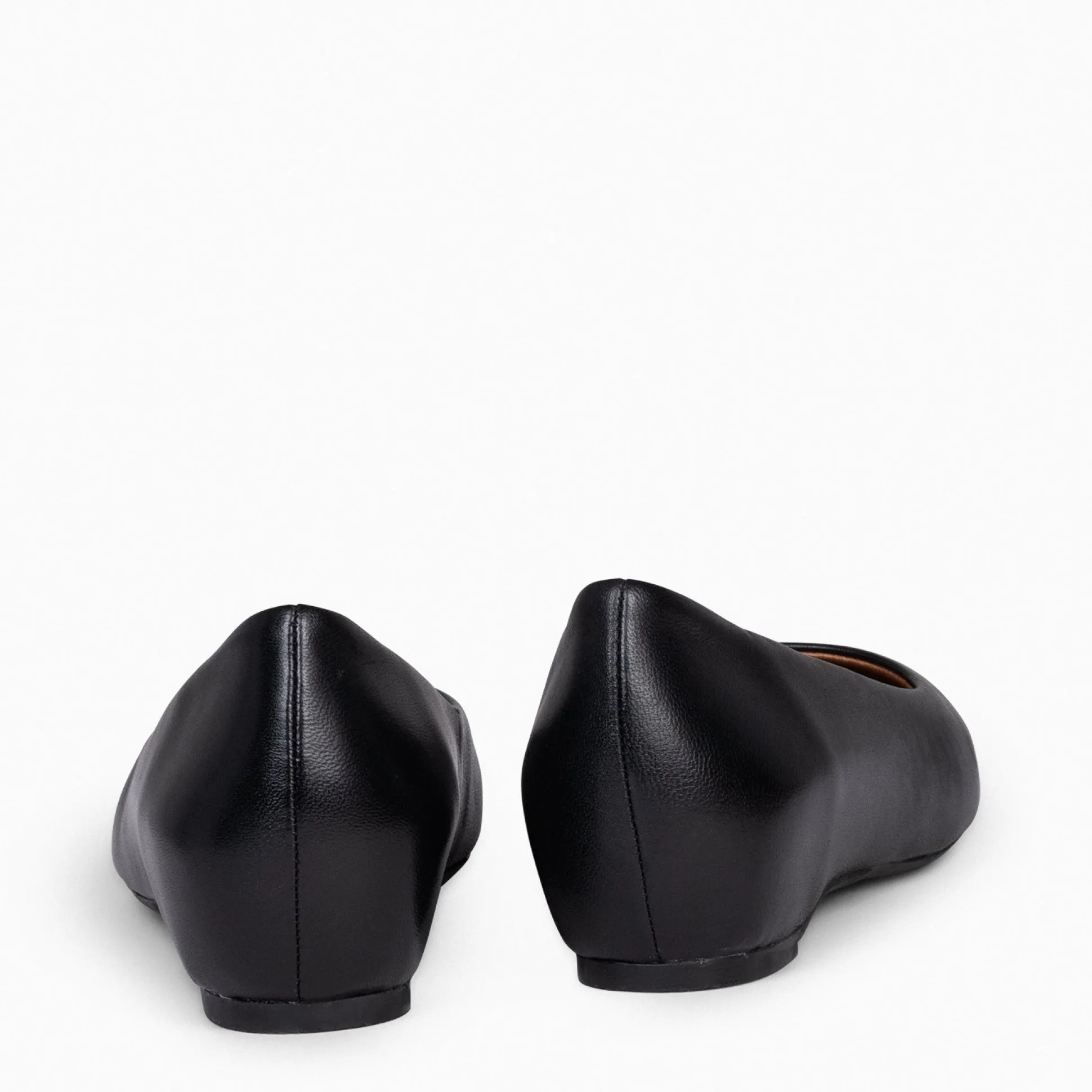urban_cuna__zapatos_con_c_3-7.webp Cunas Confort<miMaO Urban Cuna - Zapatos Con Cuna Interna Negro