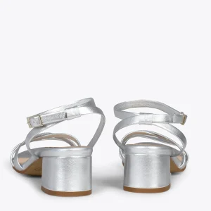Sandalias De Tacón<miMaO Viena - Sandalias De Tiras Finas Y Tacón Bajo Plata