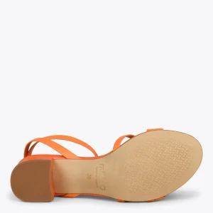 Sandalias De Tacón<miMaO Viena - Sandalias De Tiras Finas Y Tacón Bajo Naranja
