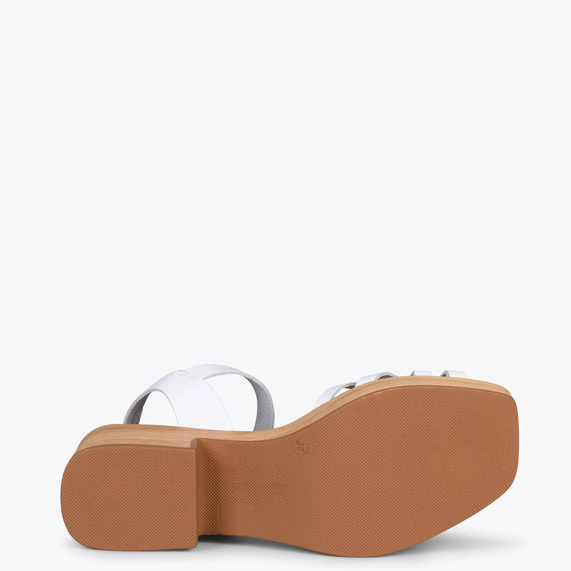wood__sandalias_imitacion_4-1.webp Sandalias De Tacón<miMaO Wood – Sandalias Imitacion Madera Con Tiras Blanco