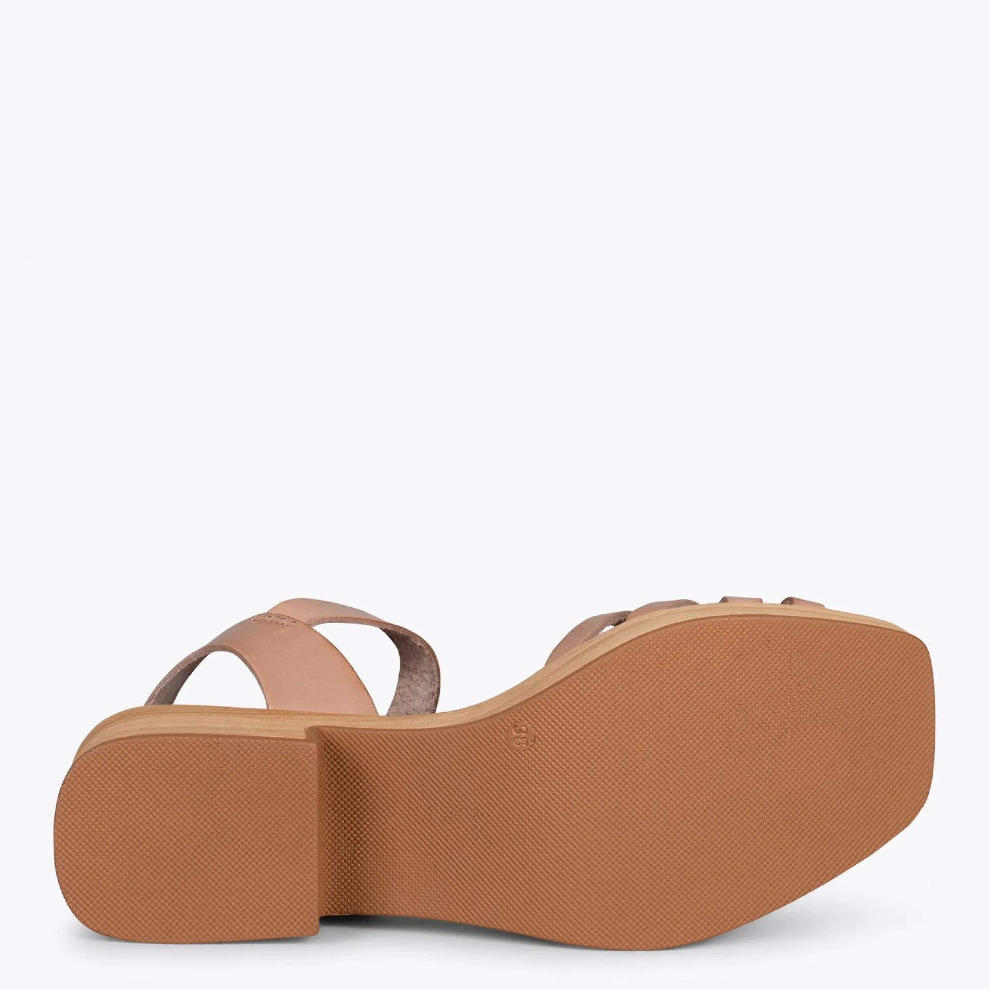 wood__sandalias_imitacion_4-4.webp Sandalias De Tacón<miMaO Wood – Sandalias Imitacion Madera Con Tiras Taupe